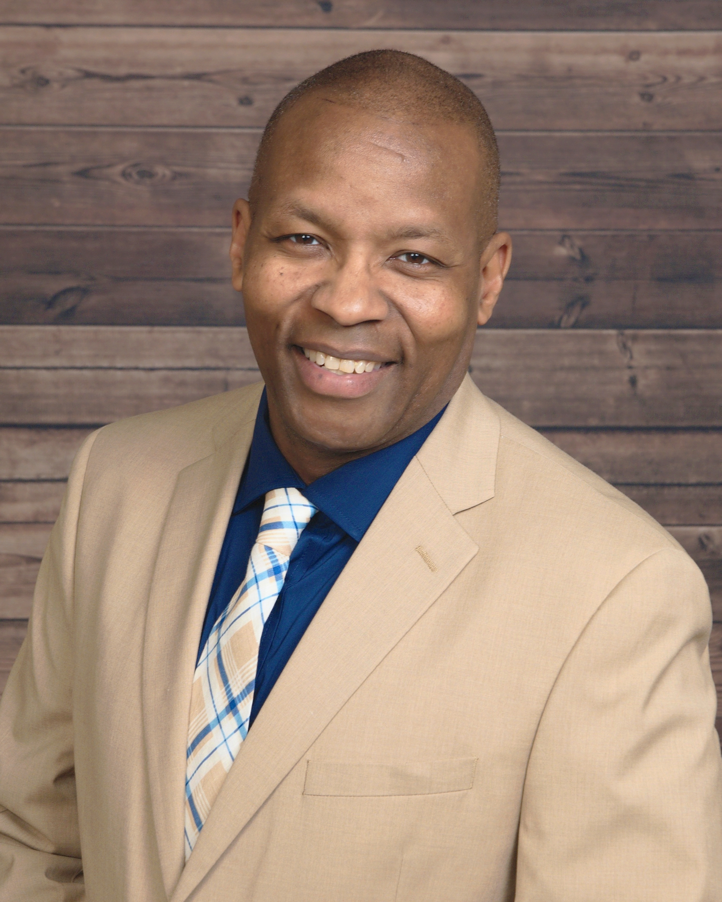 dr.-kelvin-butts_headshot.jpg