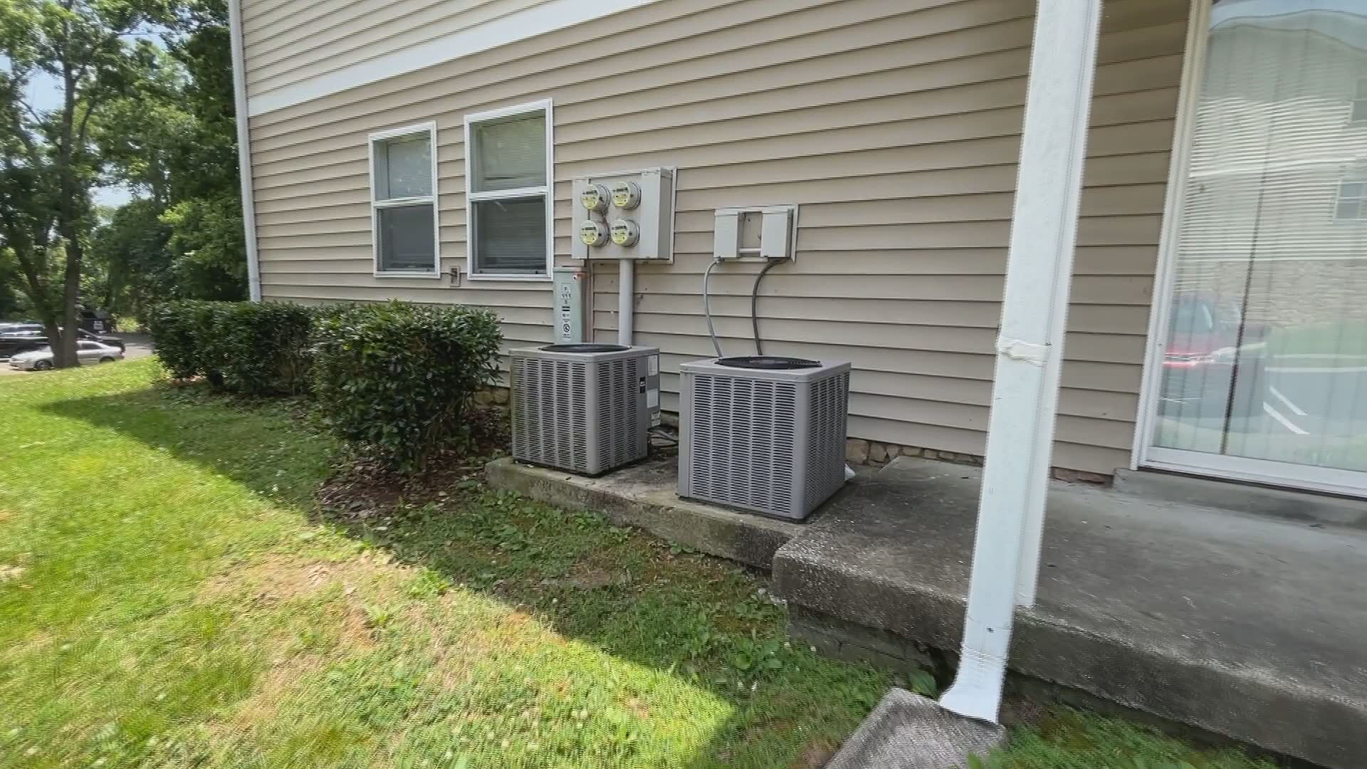 AC units at Burning Tree Apartments 