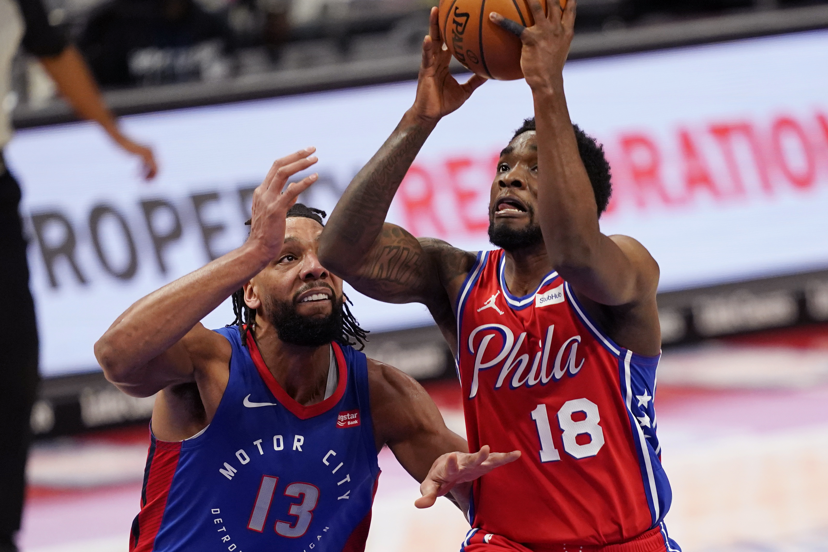 Jahlil Okafor, Shake Milton 76ers Pistons Basketball