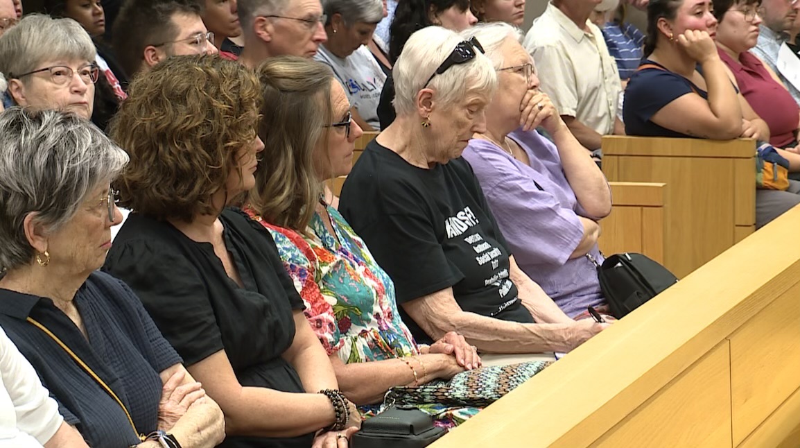 members of audience.jpeg