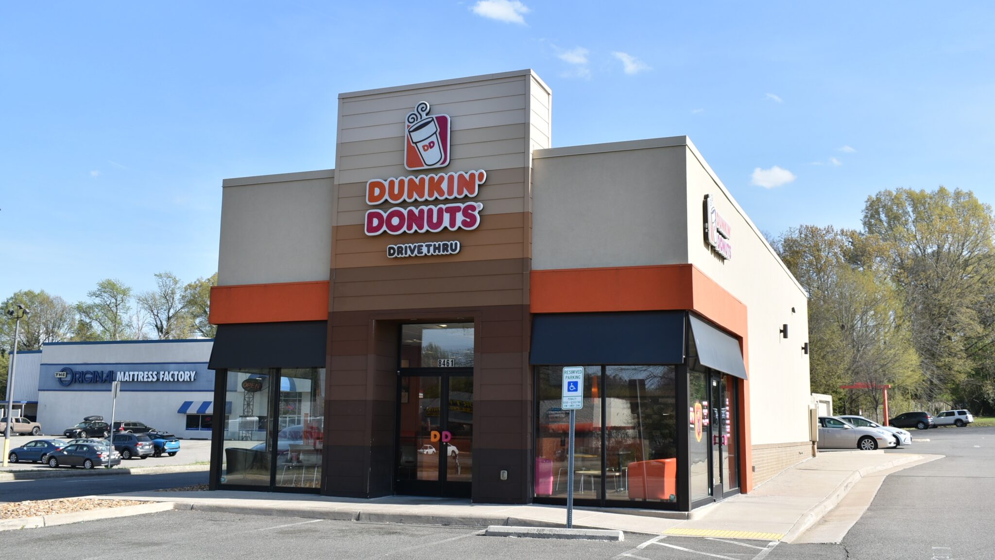 dunkin-midlothian-1-Cropped-2048x1152.jpg