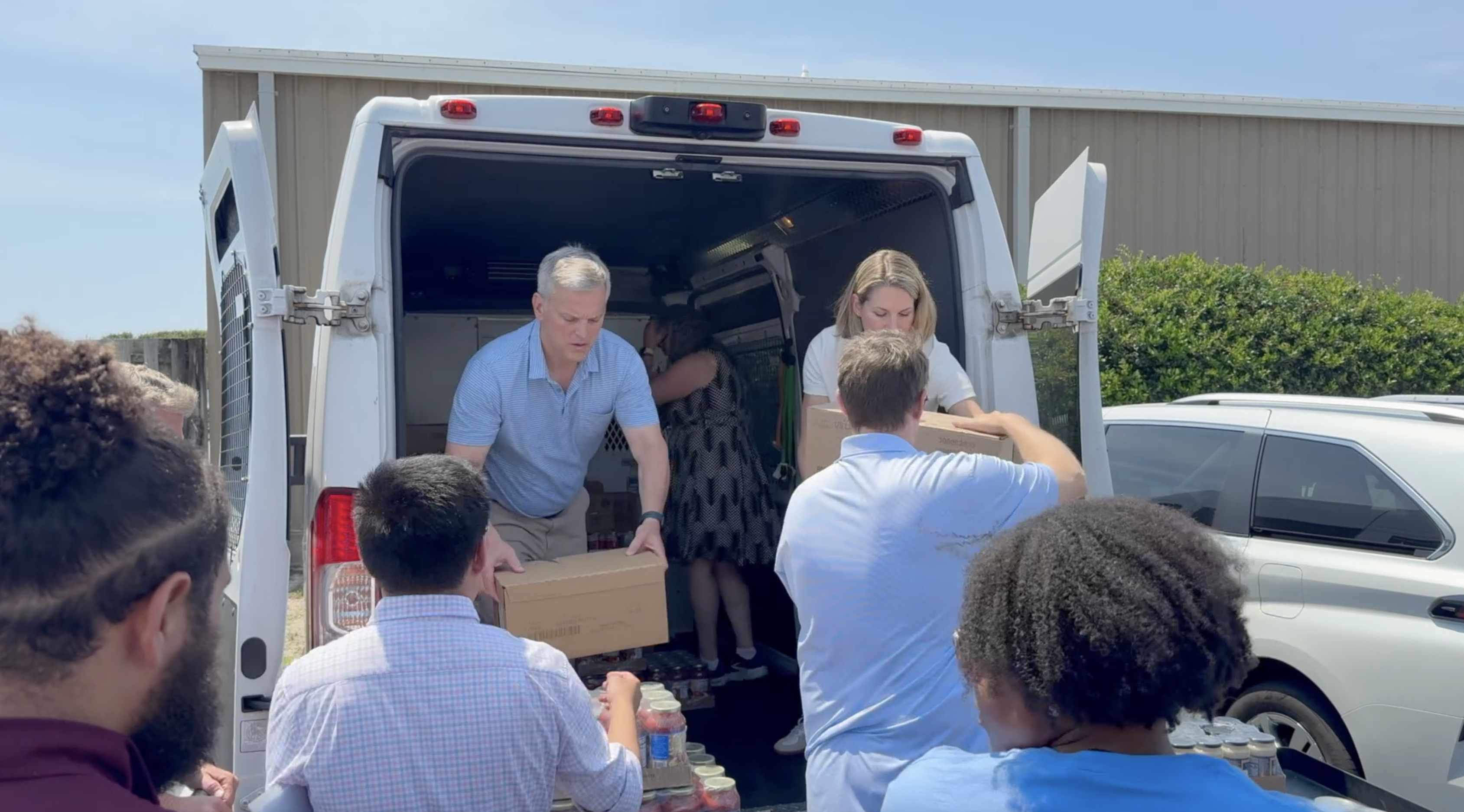 Gov. Stein in Kitty Hawk