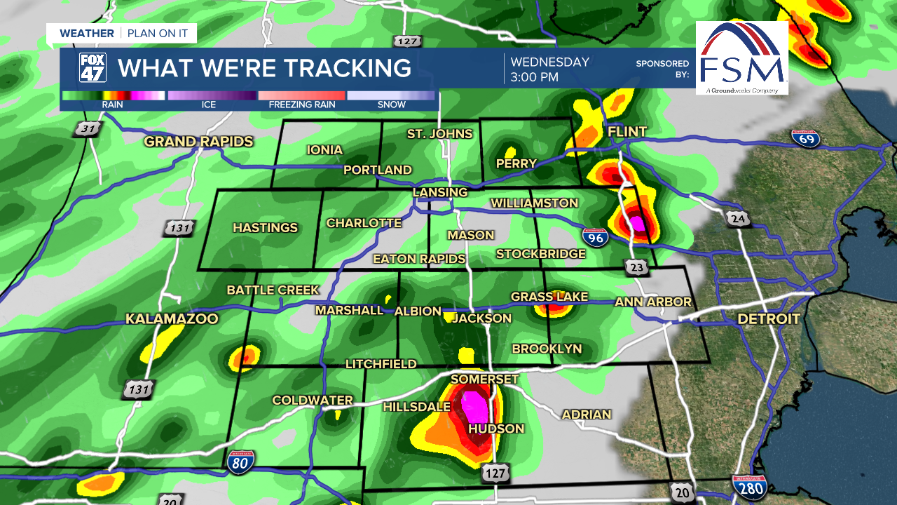 Showers & storms advance 