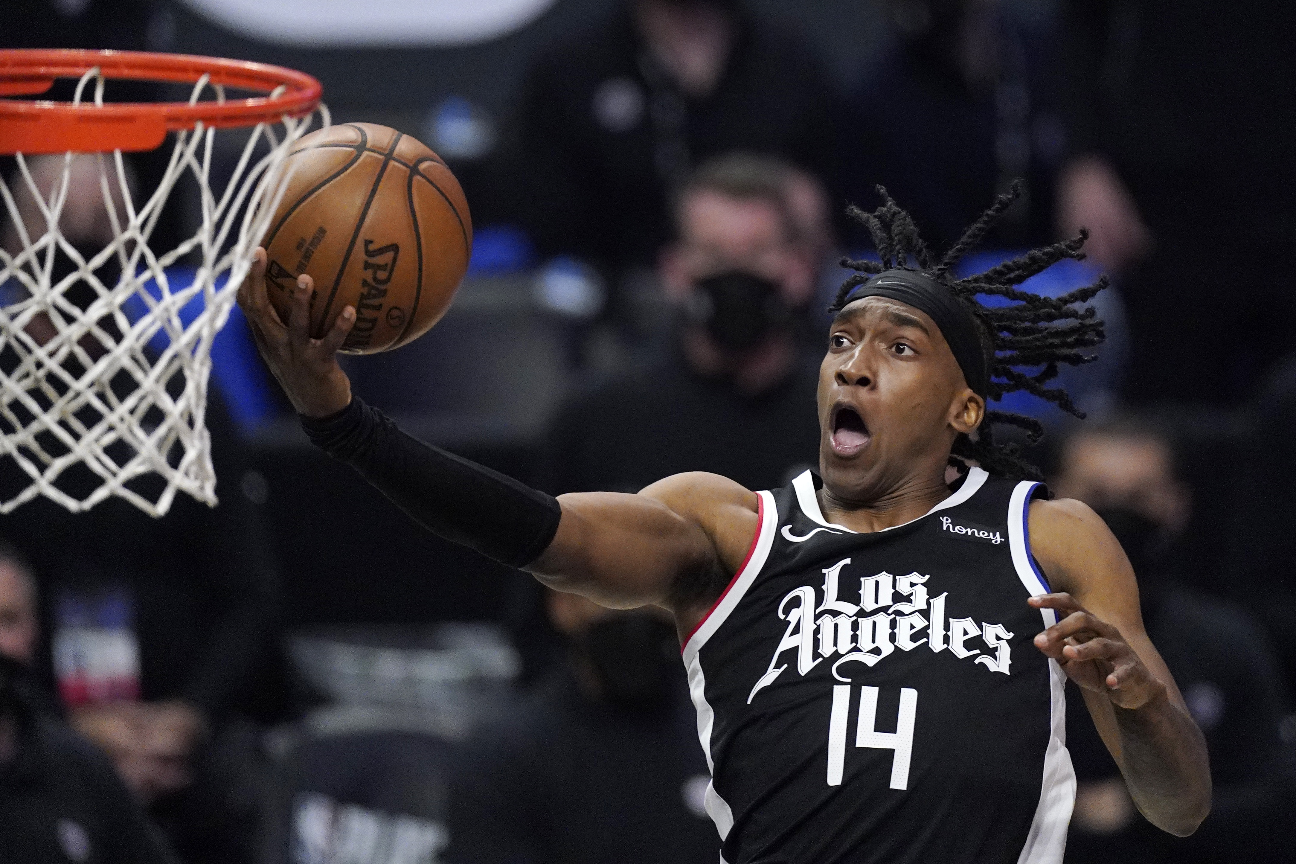 Mann scores career-high 39, Clippers eliminate Jazz 131-119