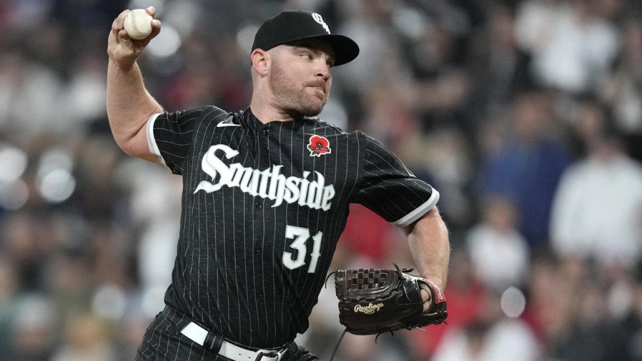Chicago White Sox relief pitcher Liam Hendriks.