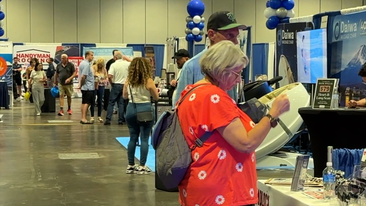 tampa home show vo.mov.00_00_12_01.Still001.jpg