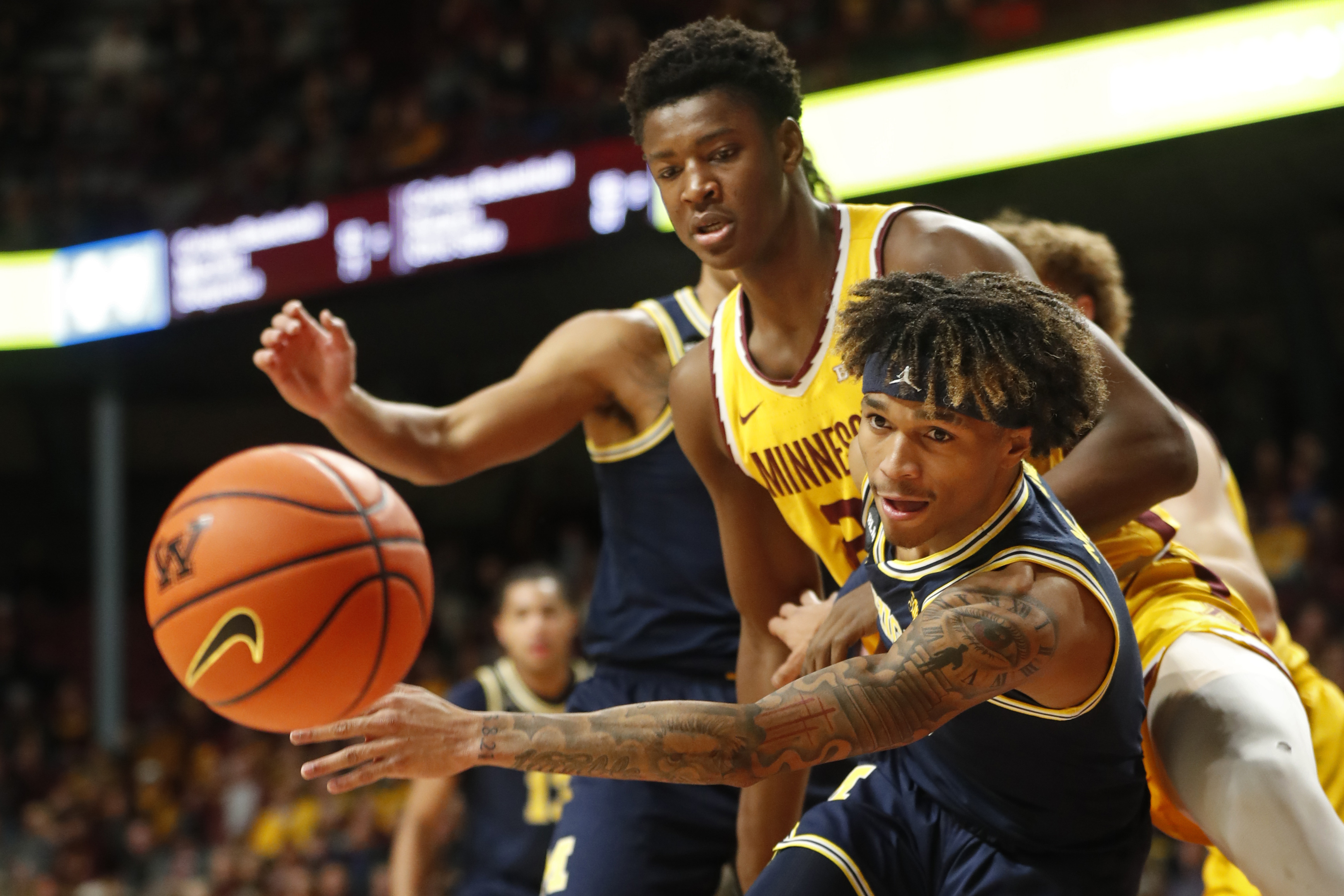 Dug McDaniel, Pharrel Payne Michigan Minnesota Basketball