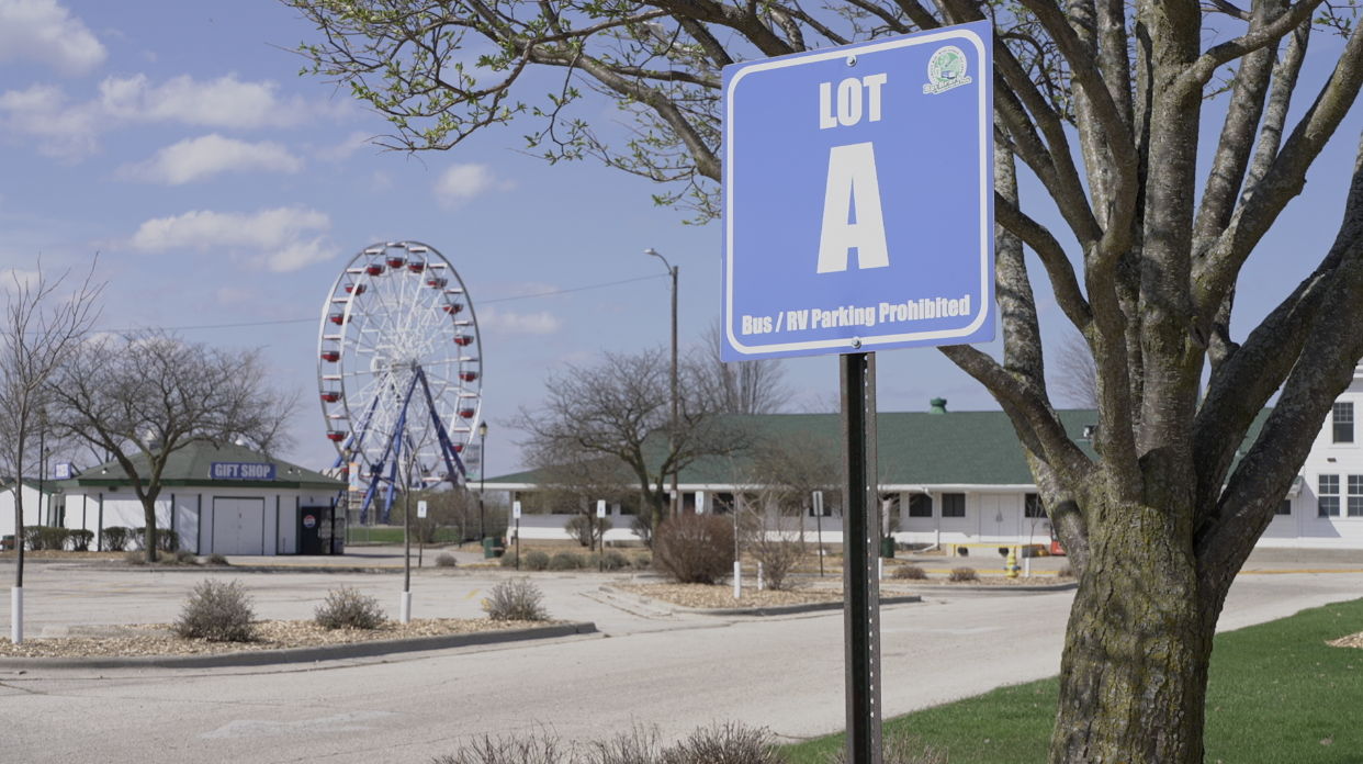 Bay Beach to charge for ‘premier’ parking this summer