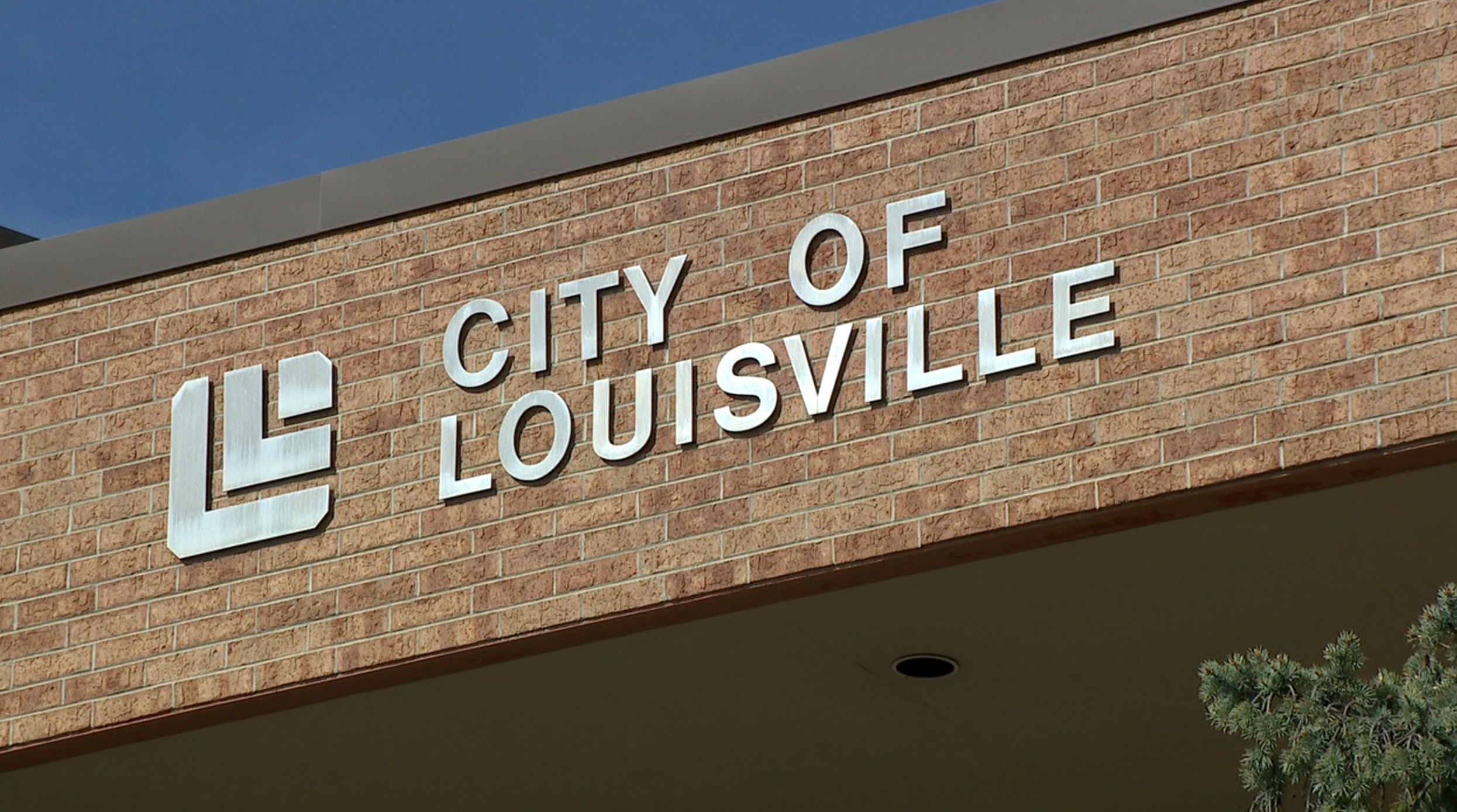 Louisville city building