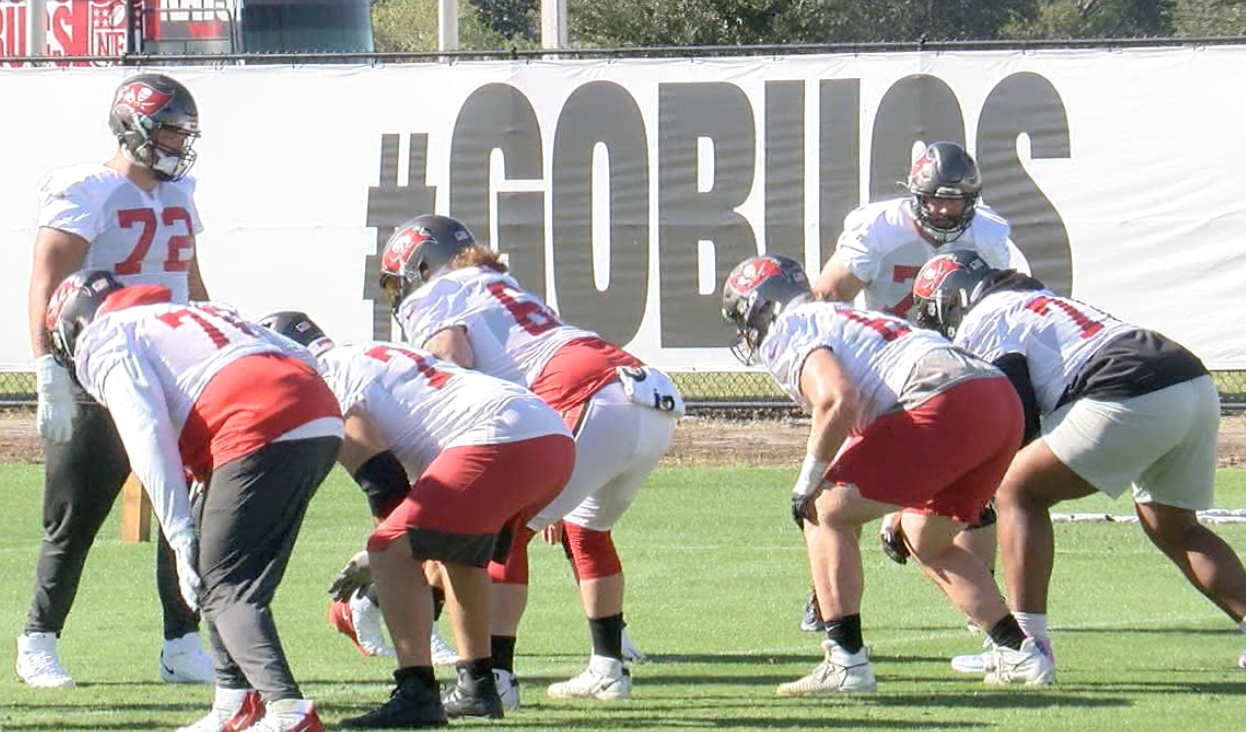 Buccaneers Offensive Line.png