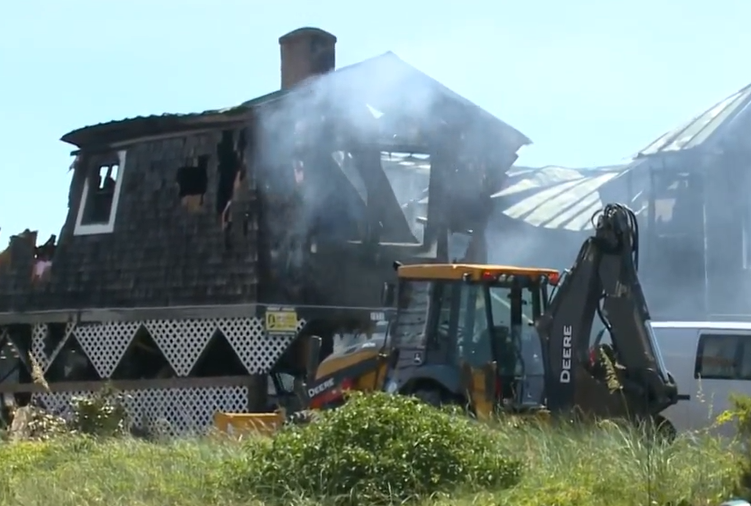 3 dead, 3 injured after massive fire breaks out in Kill Devil Hills home: Officials