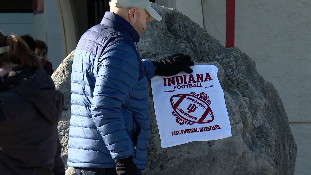 iu rose bowl rally towel 3.jpg