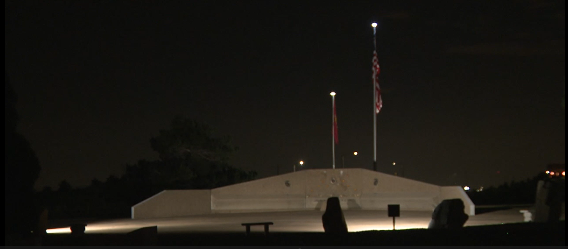 US MARINE MEMORIAL RELIT GOLDEN.png