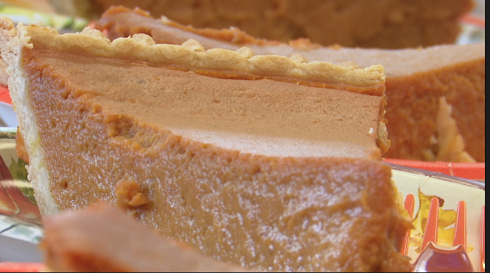 SHARING A MEAL: Hundreds receive Thanksgiving meal from Sierra Vista's Salvation Army