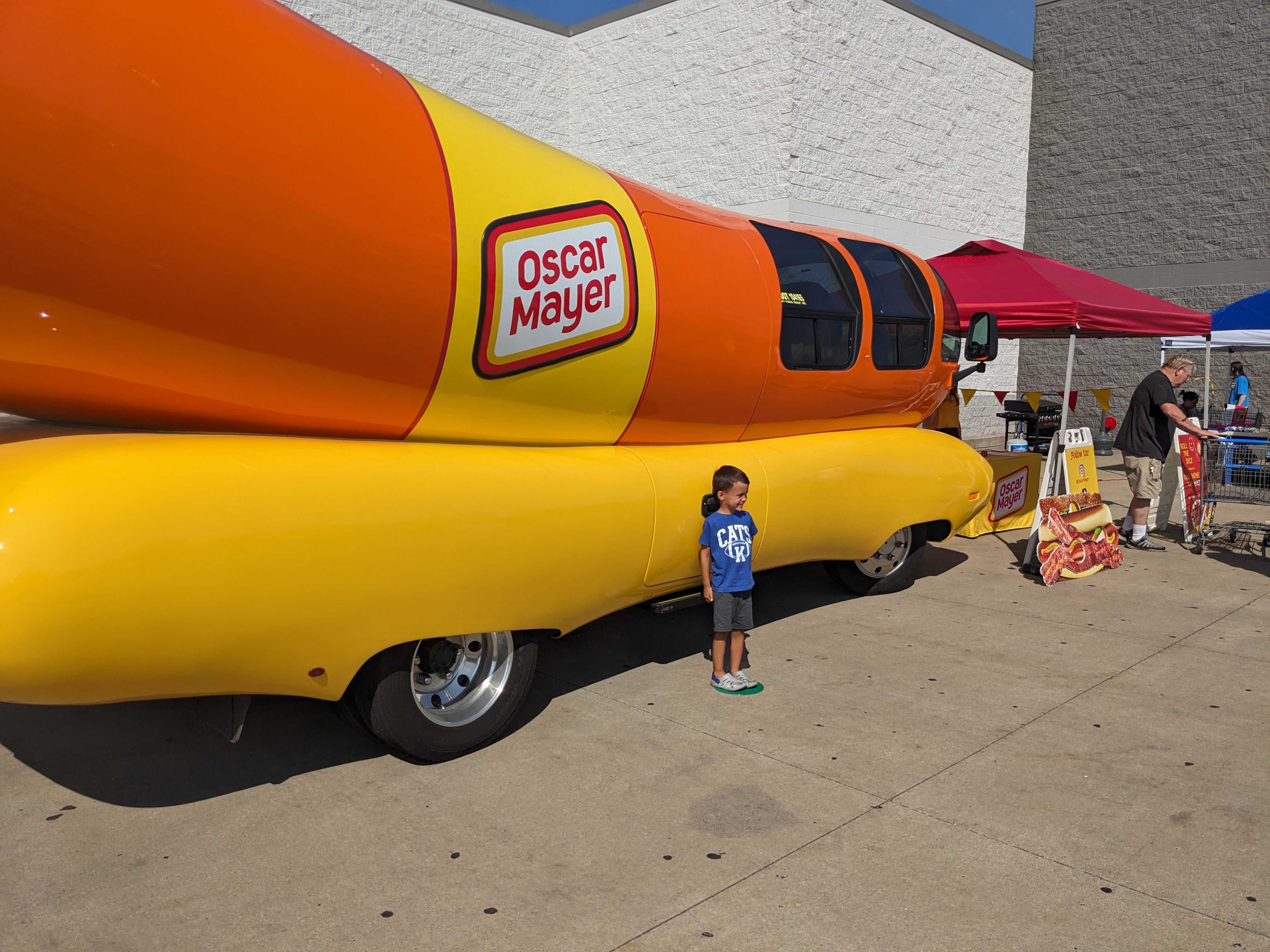 Kentuckians find ways to save money after receiving coupons from Oscar Mayer Weinermobile