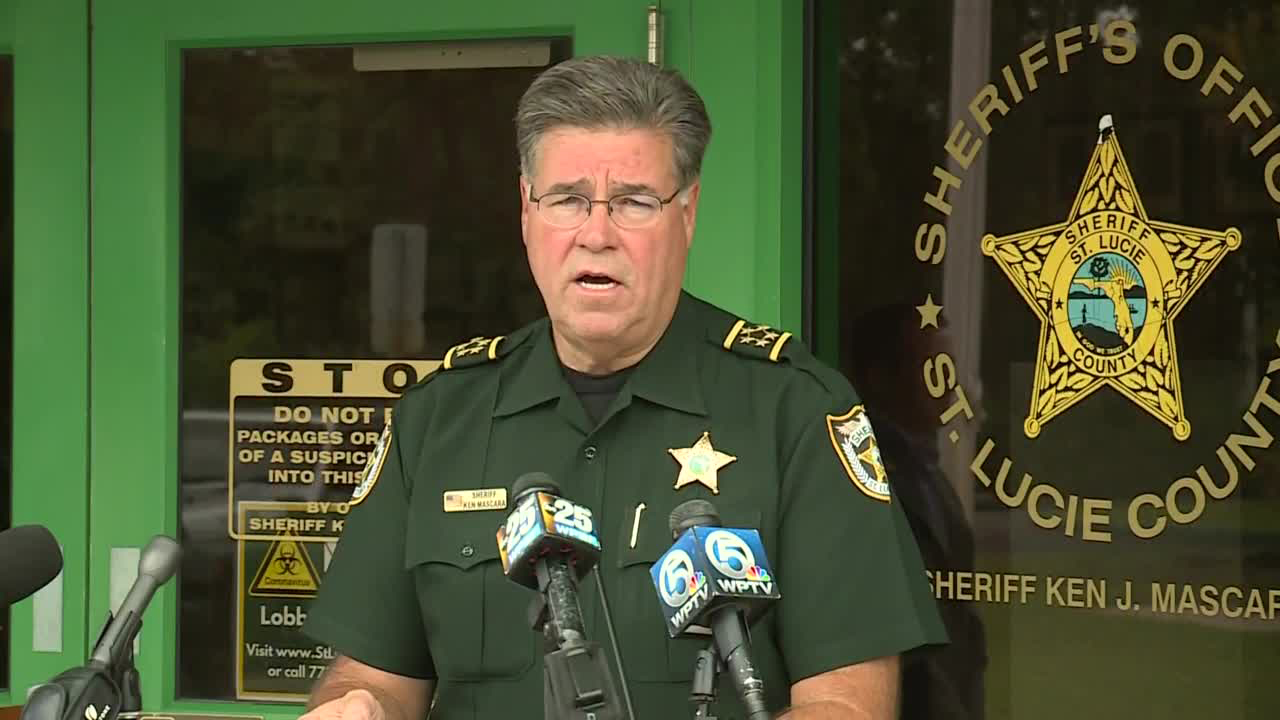 WPTV-SHERIFF-KEN-MASCARA.jpg