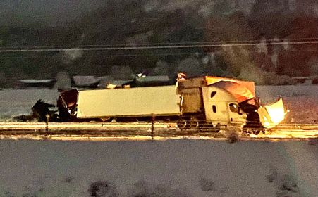 Semi crash near Superior on Interstate 90 - Tuesday, December 21, 2021 