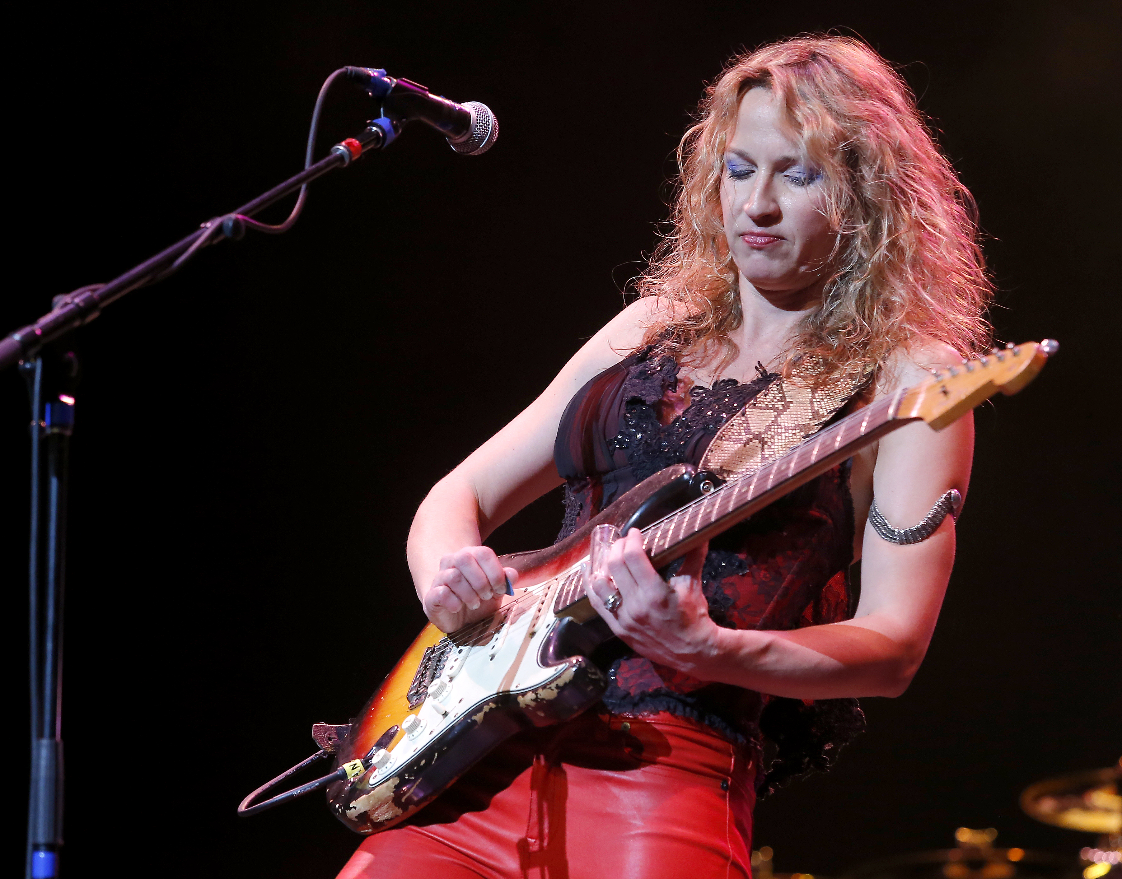 Ana Popovic