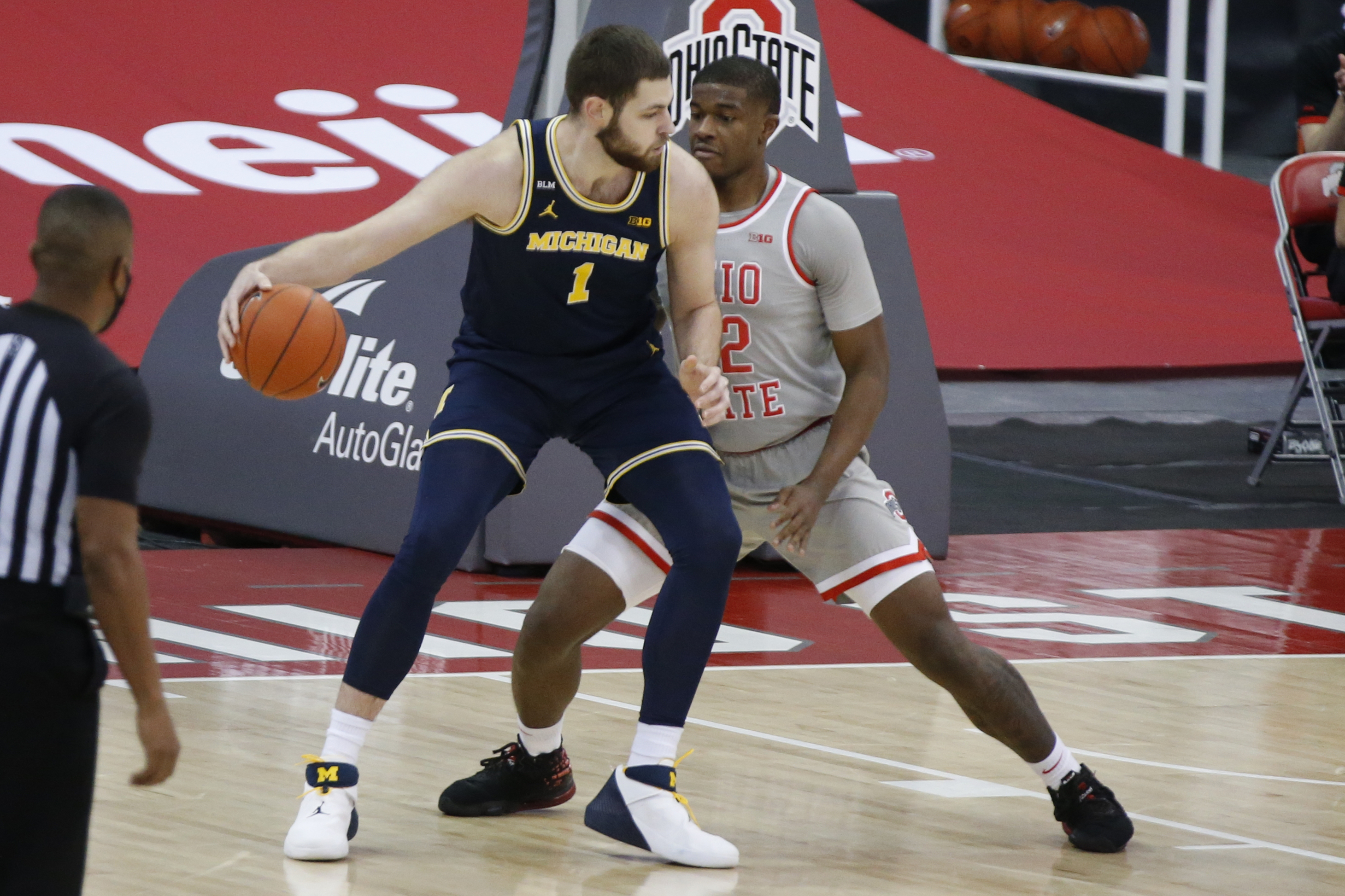 Hunter Dickinson Michigan Ohio St Basketball