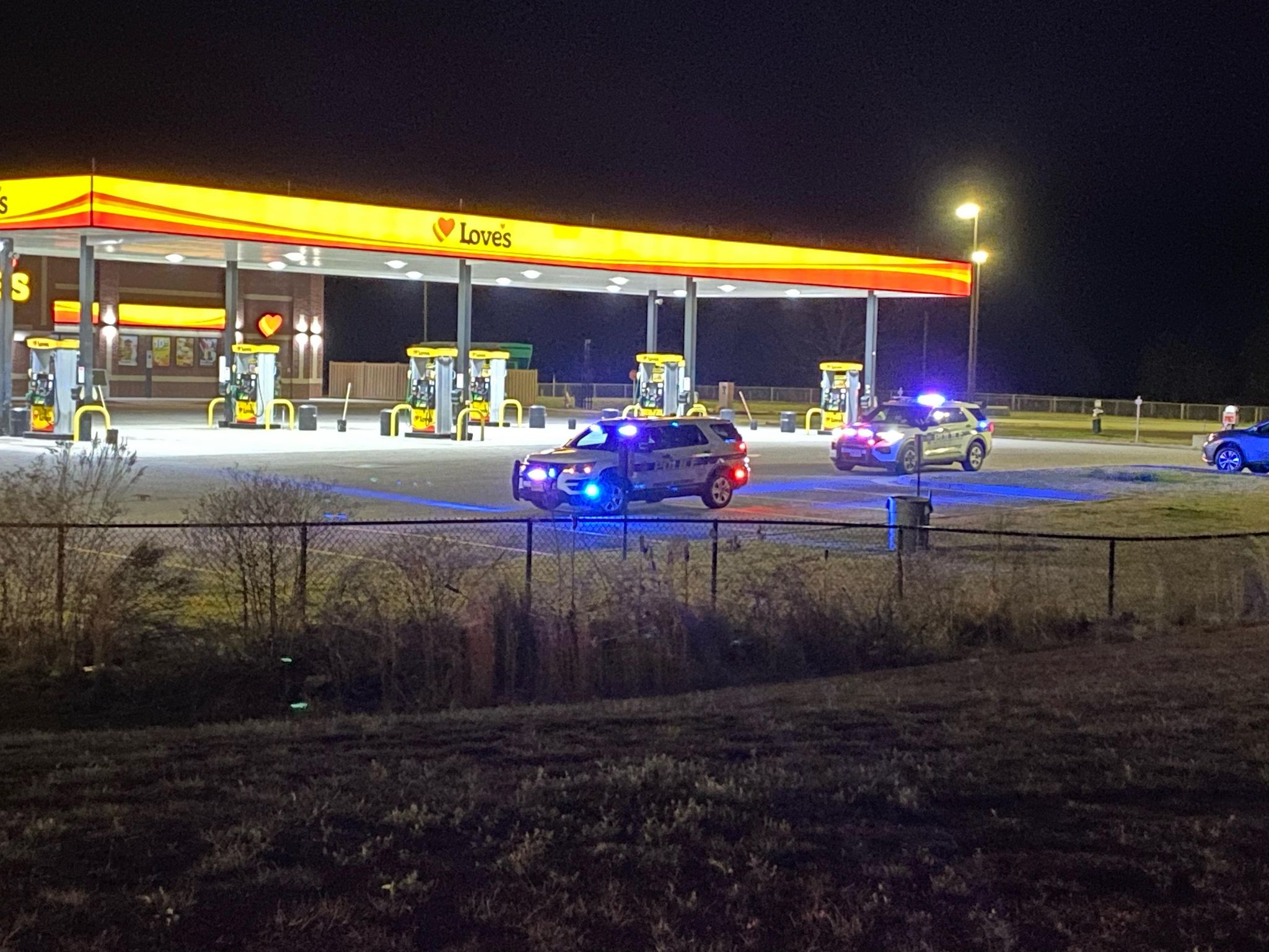 Prince George truck stop evacuated after bomb threat, Crime Insider sources say