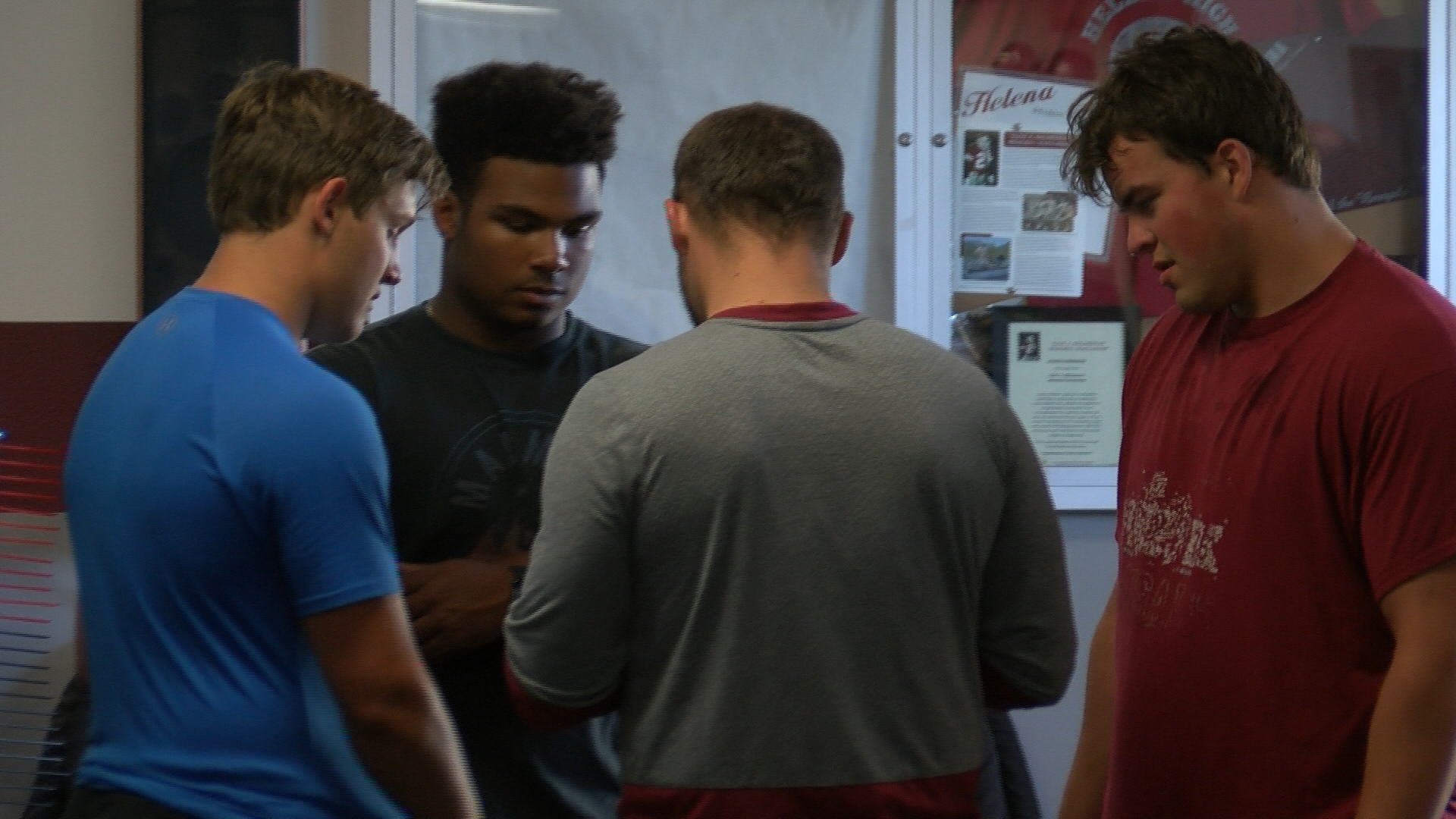 Keys for Helena High football: effort and chemistry
