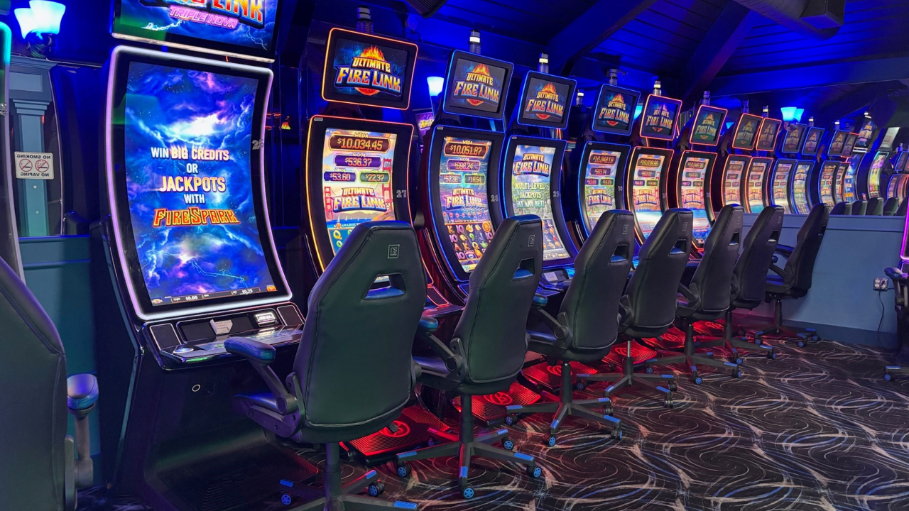 gambling arcade shutdown Manatee County