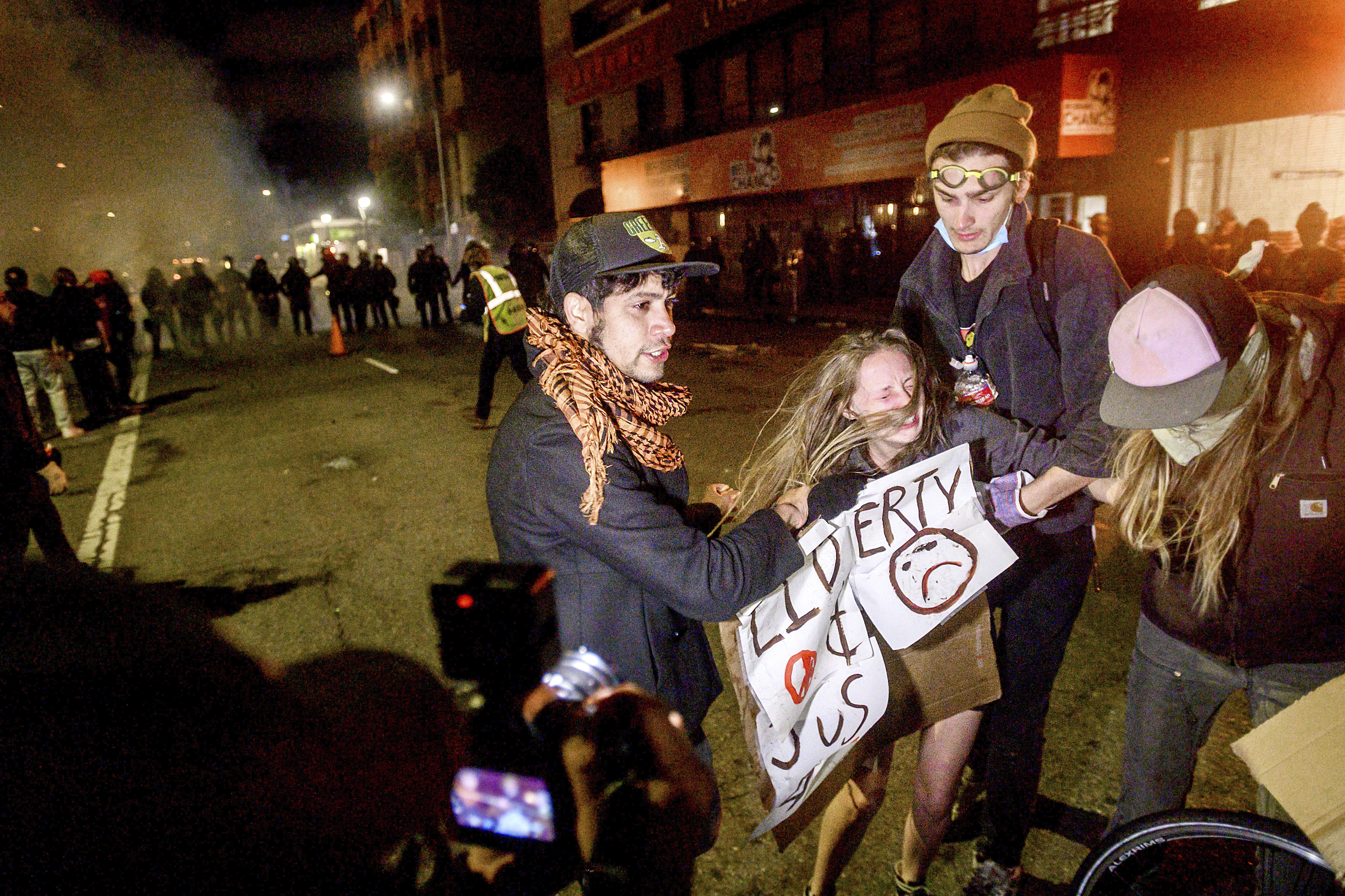 APTOPIX Minneapolis Police Death Oakland Protest