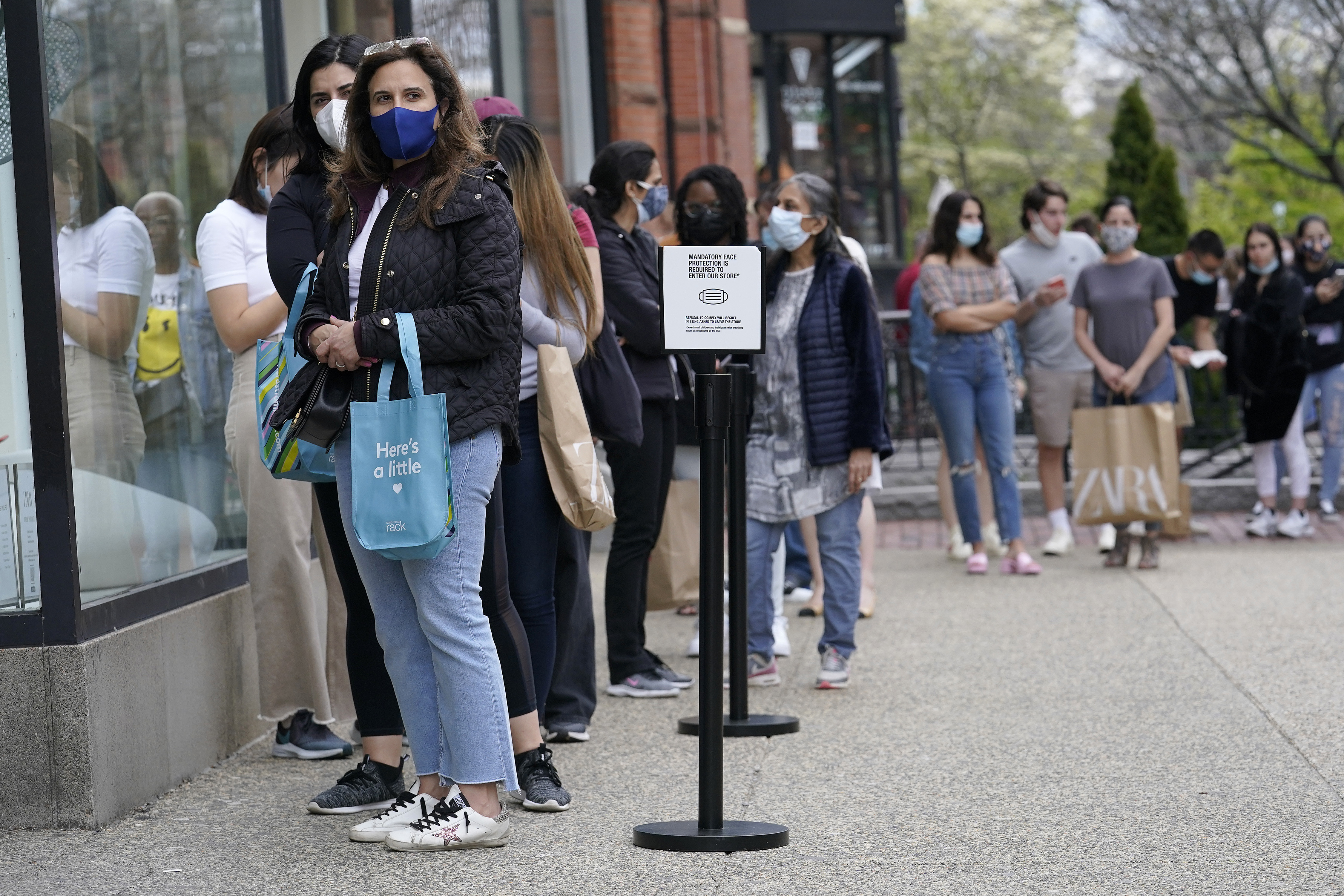 Virus Outbreak New England