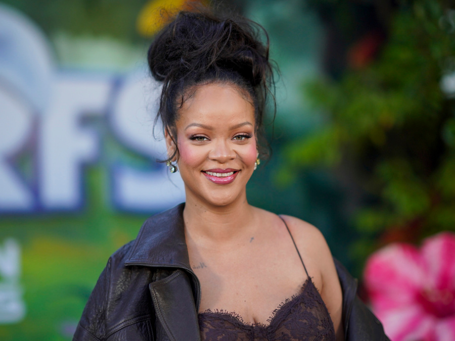 rihanna_smurfs_premiere_ap_2025.png