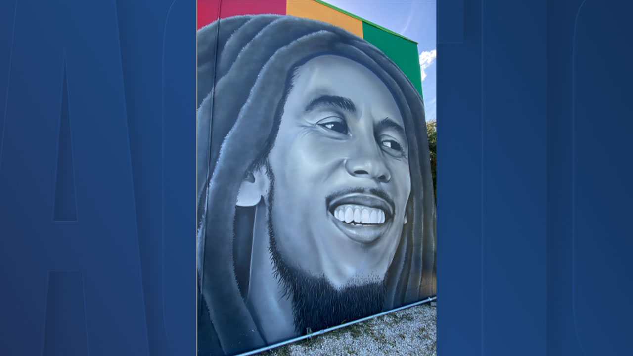 bob-marley-mural.jpg