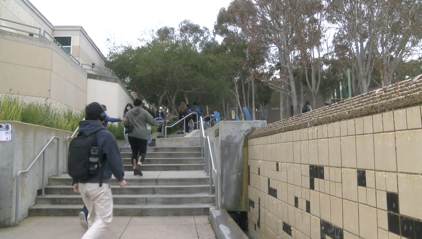 UCSD students return to class.jpg