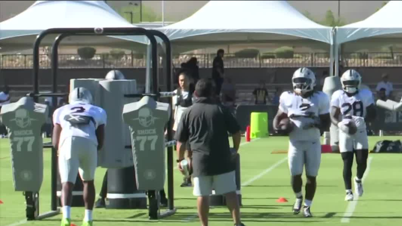 Competition ramps up as Raiders throw on the pads for first time in training camp