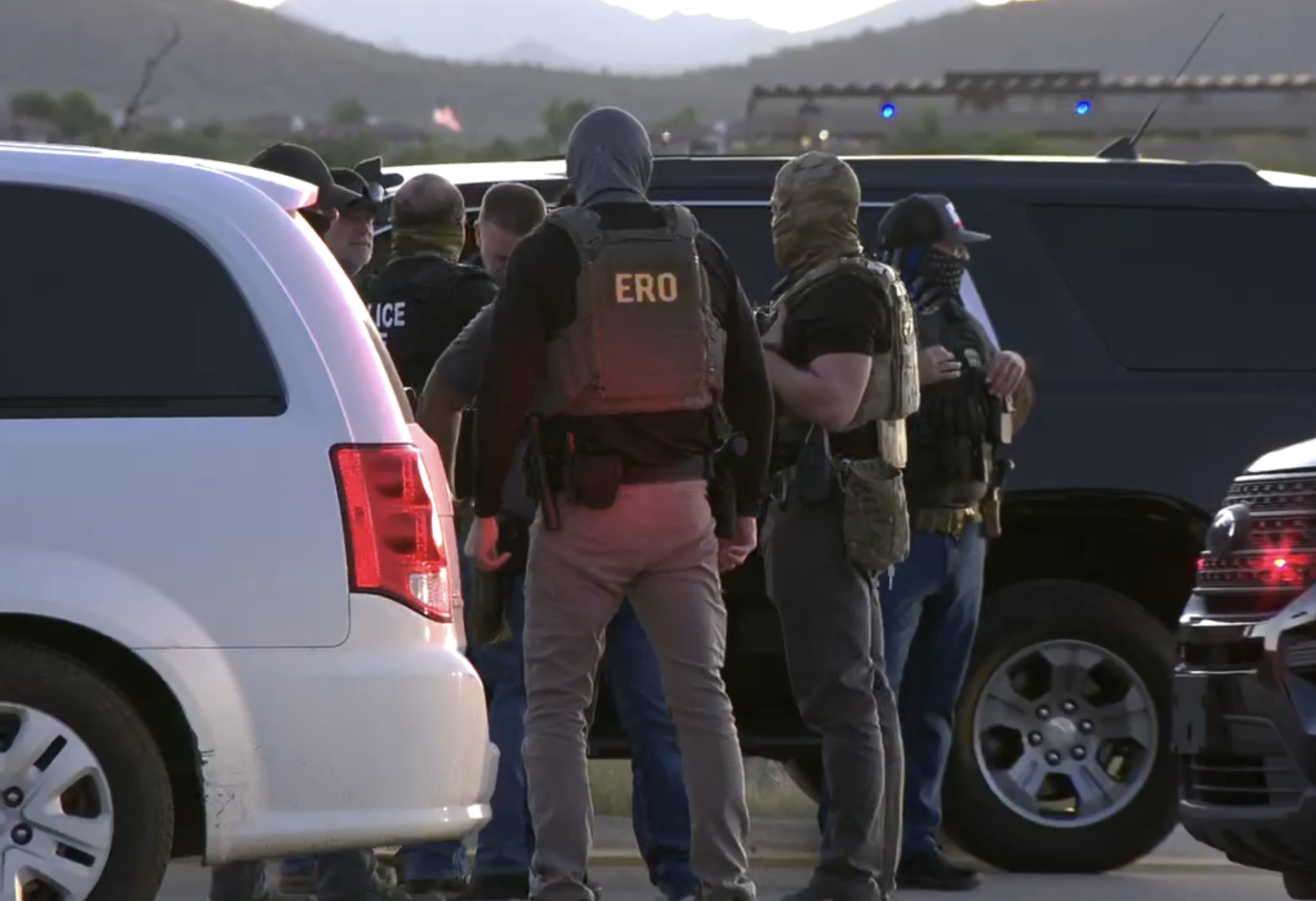 I-17 Dove Valley police situation