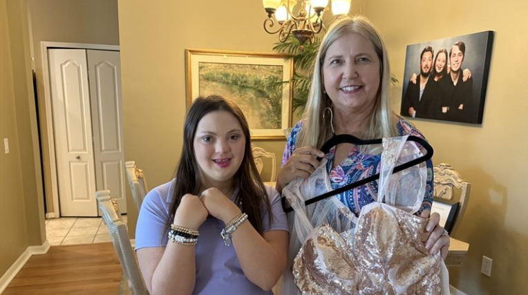 Tampa girl walks the runway in Global Down Syndrome Foundation fashion show