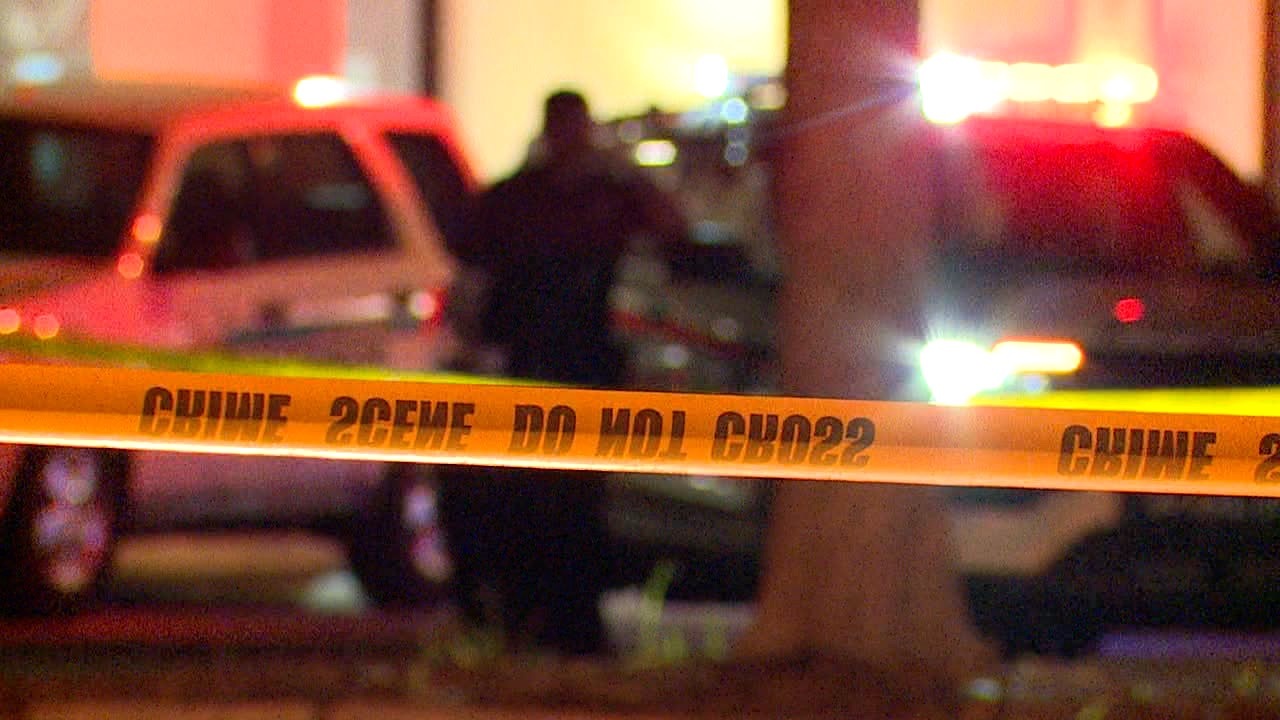 police lights-deadly shooting in st pete (2).jpg