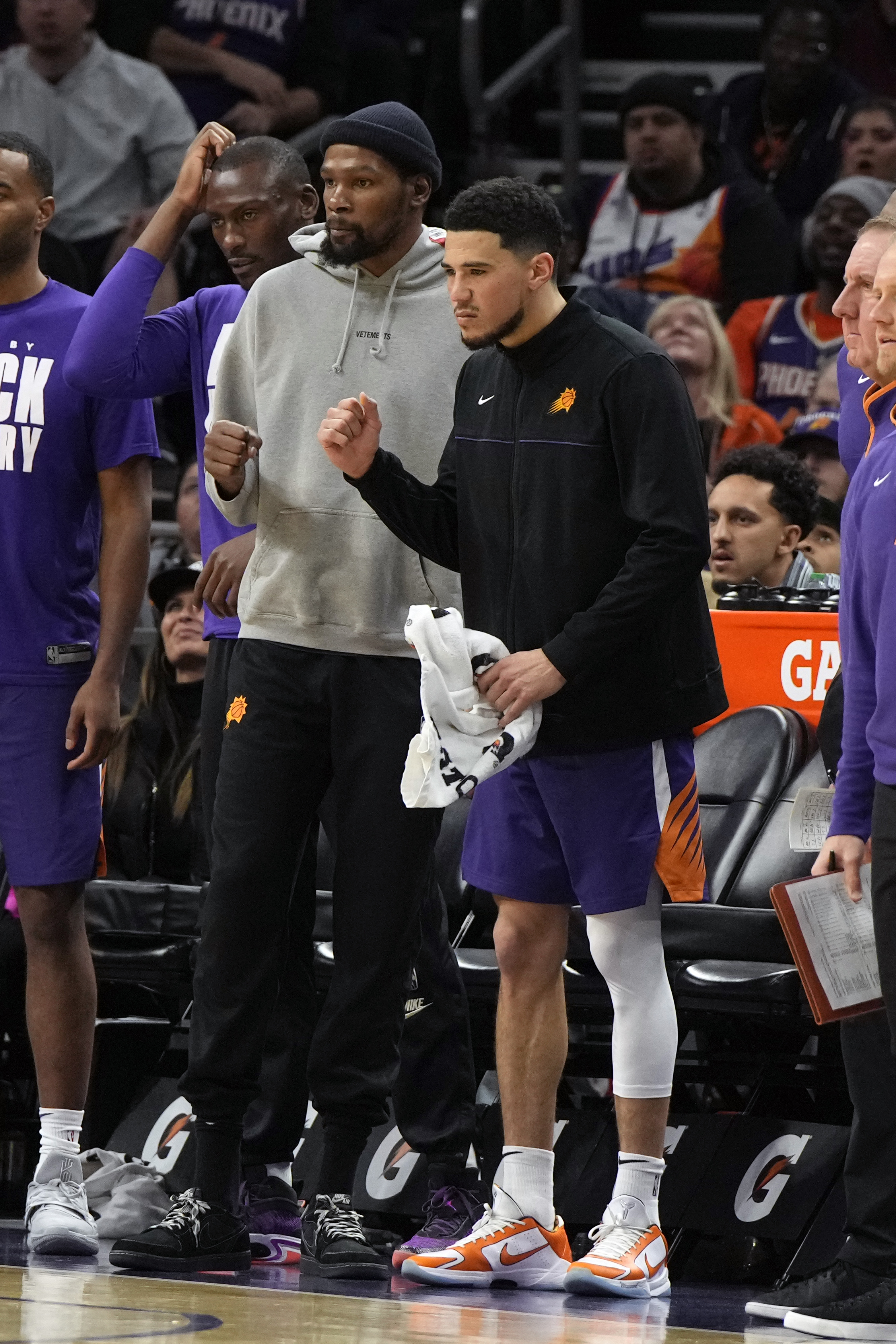 Kings Suns Basketball