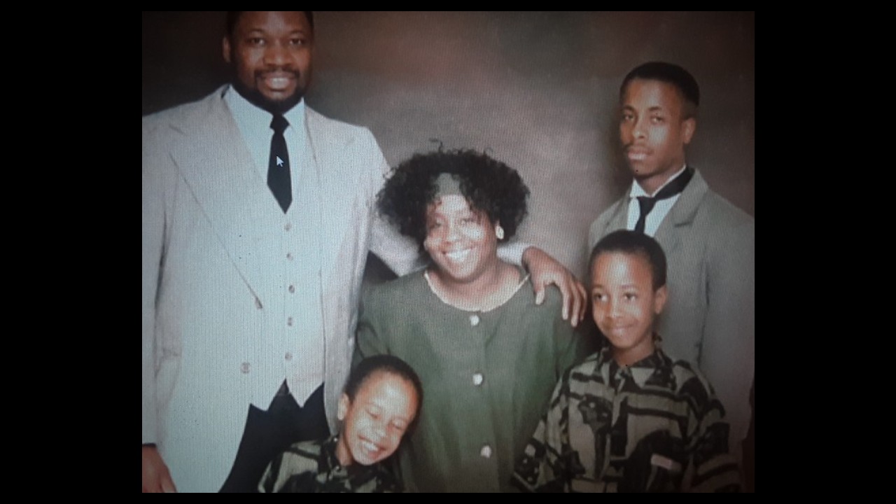 Stephen Ross and family
