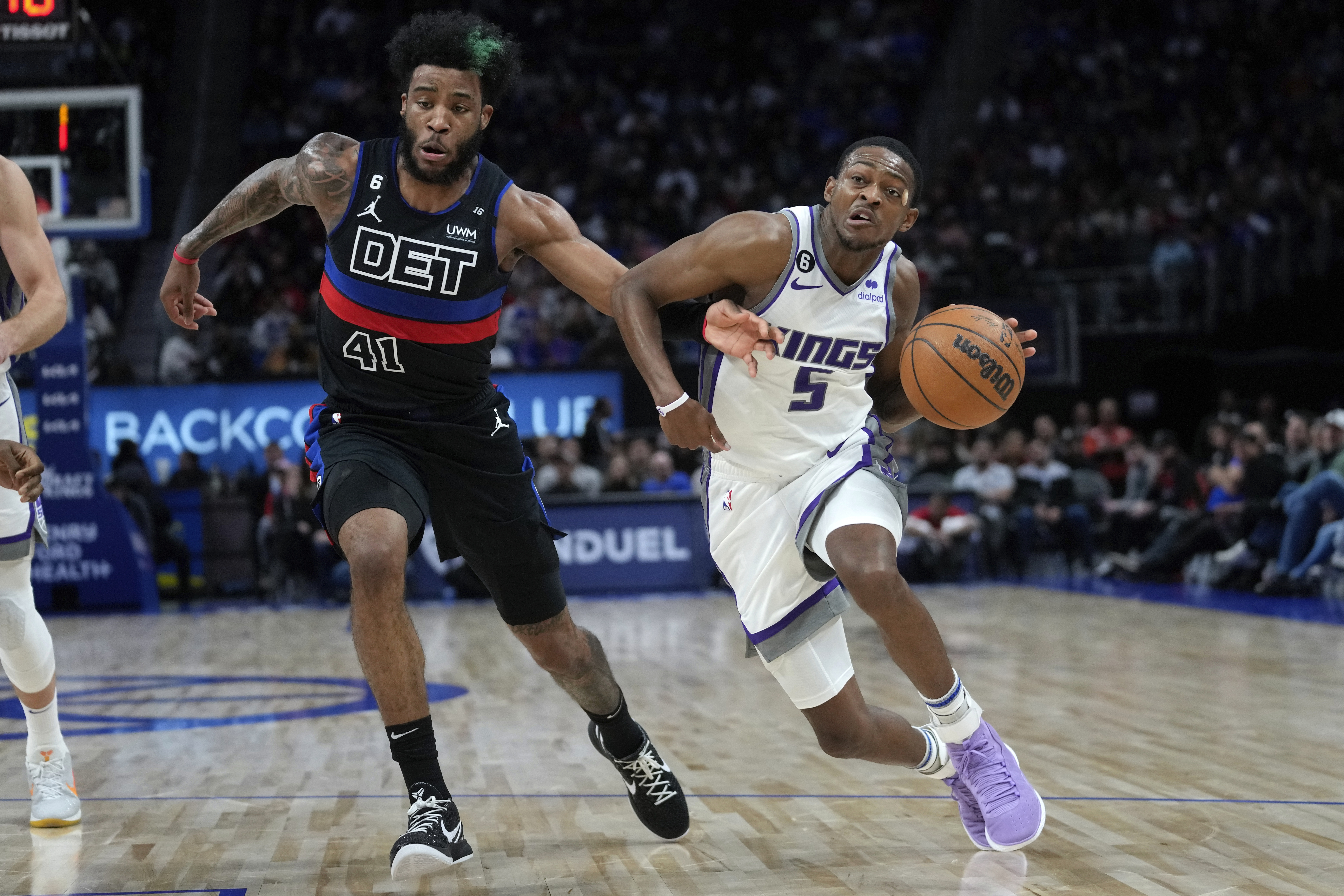 Saddiq Bey, De'Aaron Fox Kings Pistons Basketball
