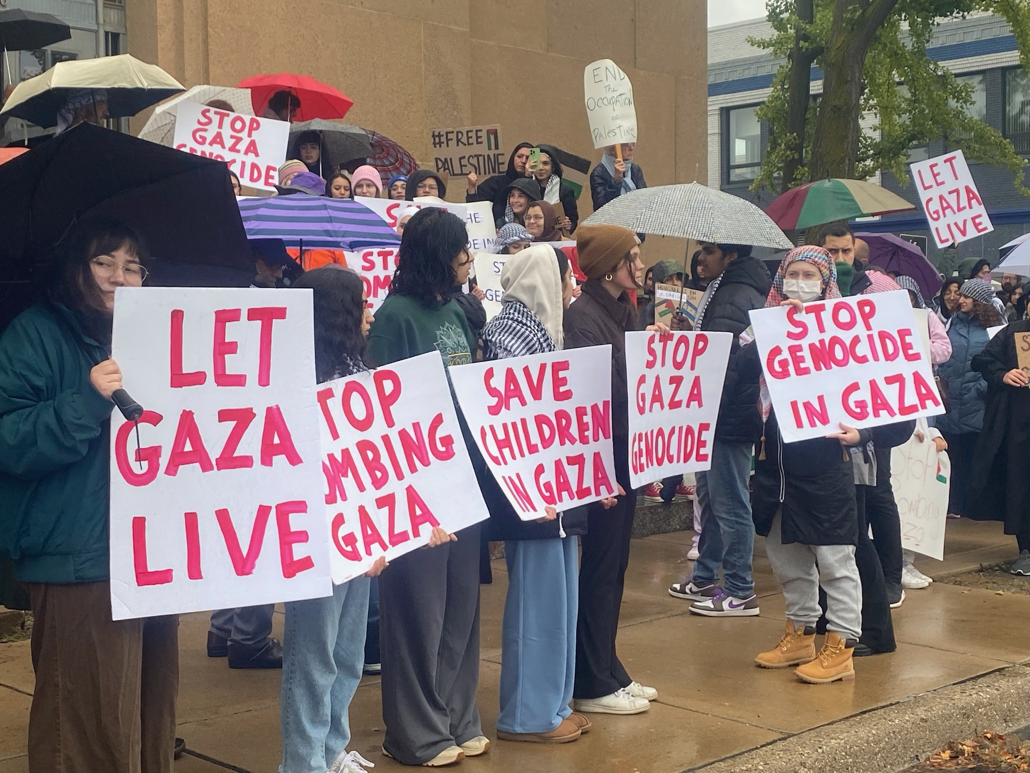 Israel Hamas War Vigil in Kalamazoo_1.jpg