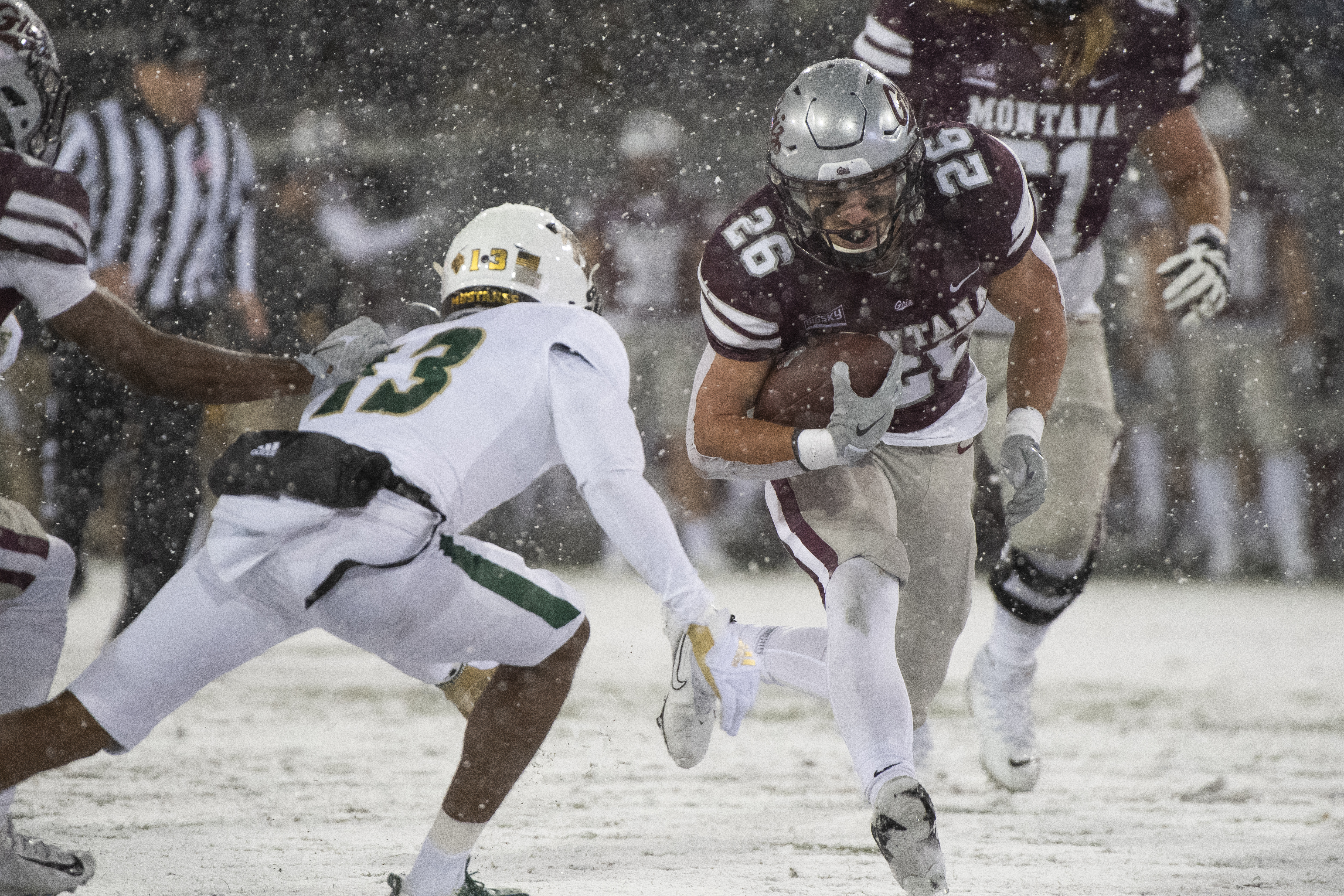KPAX 110522 GRIZ FB CAL POLY2.jpg