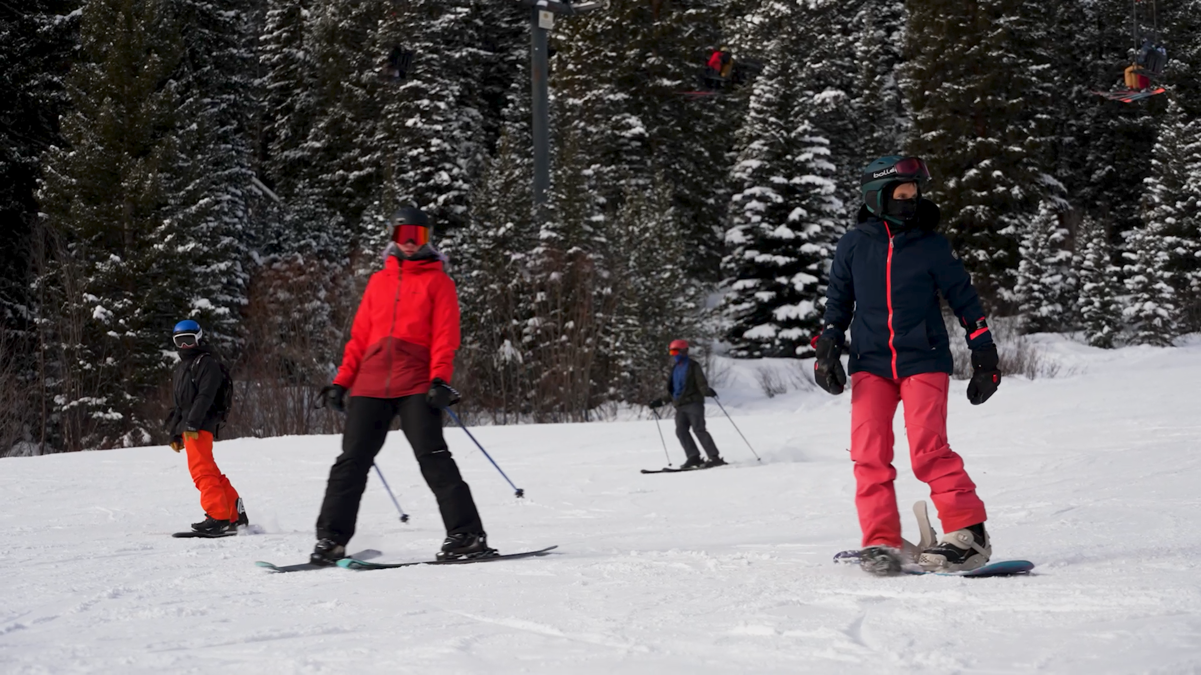 people ski.png