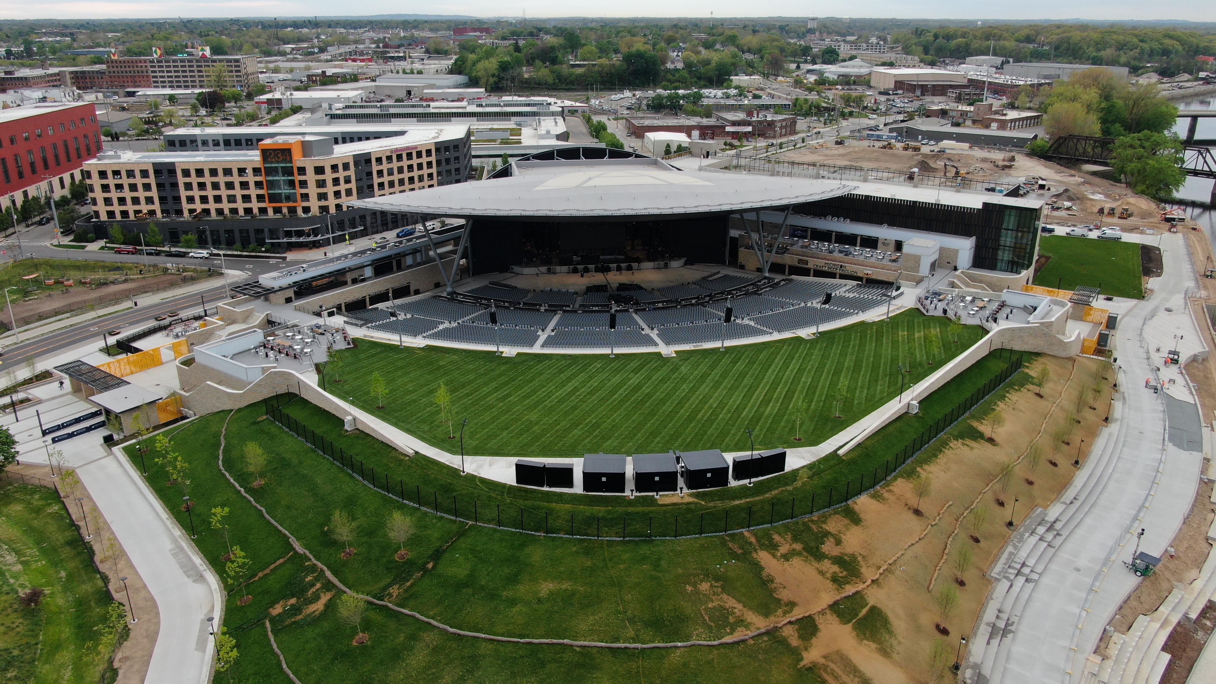Acrisure Amphitheater Opening Day Drone 2.jpg