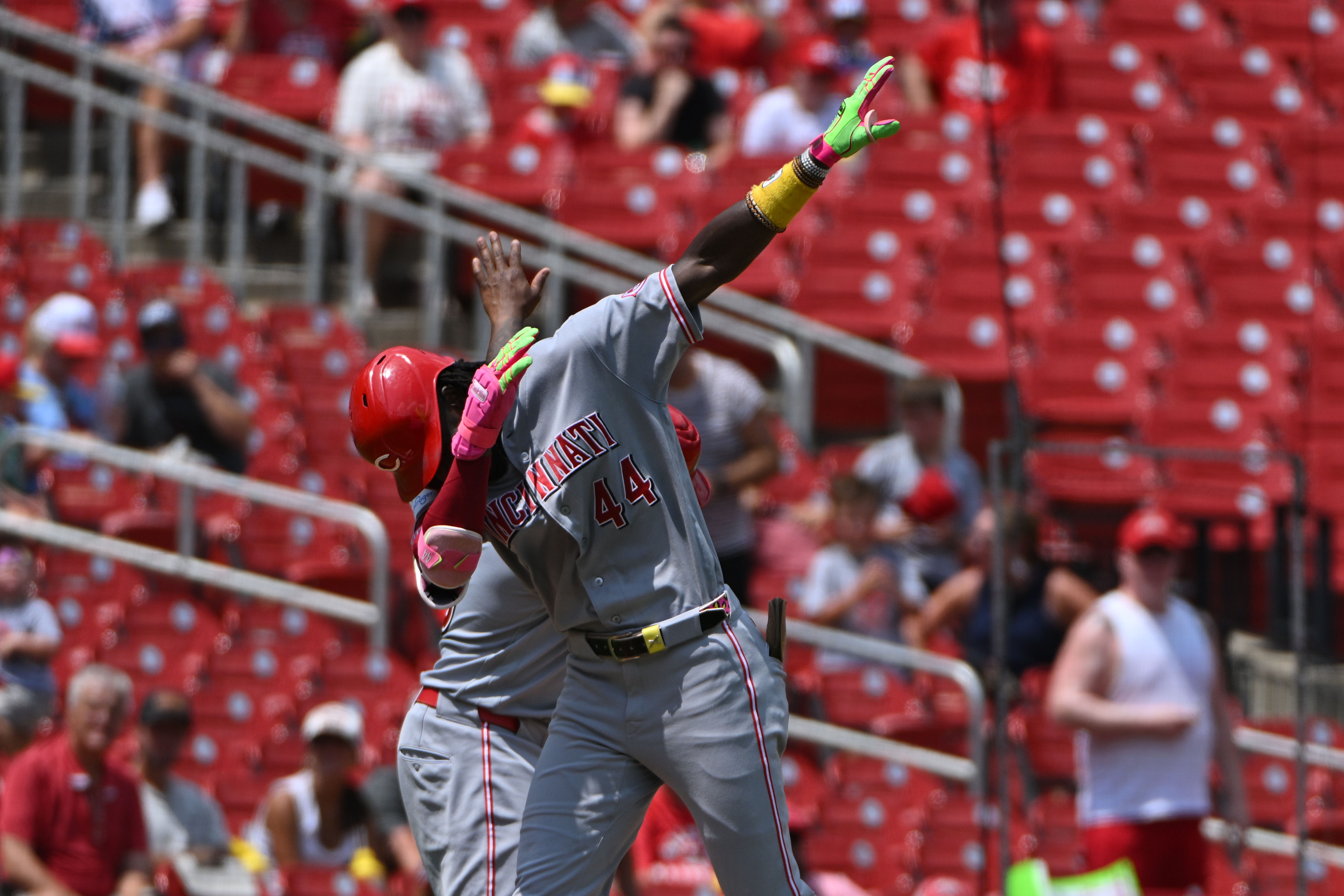 Reds Cardinals