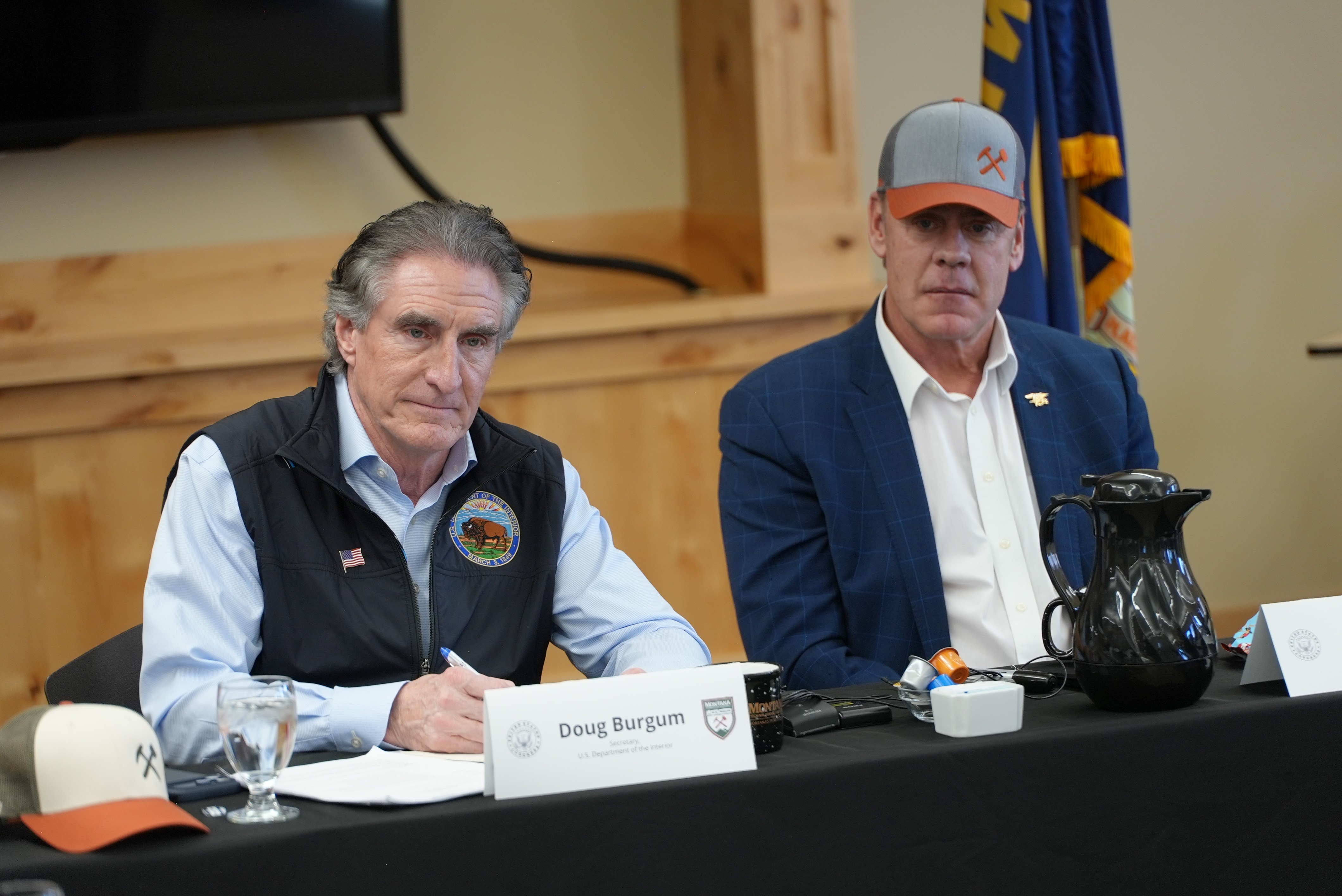 Burgum-Zinke