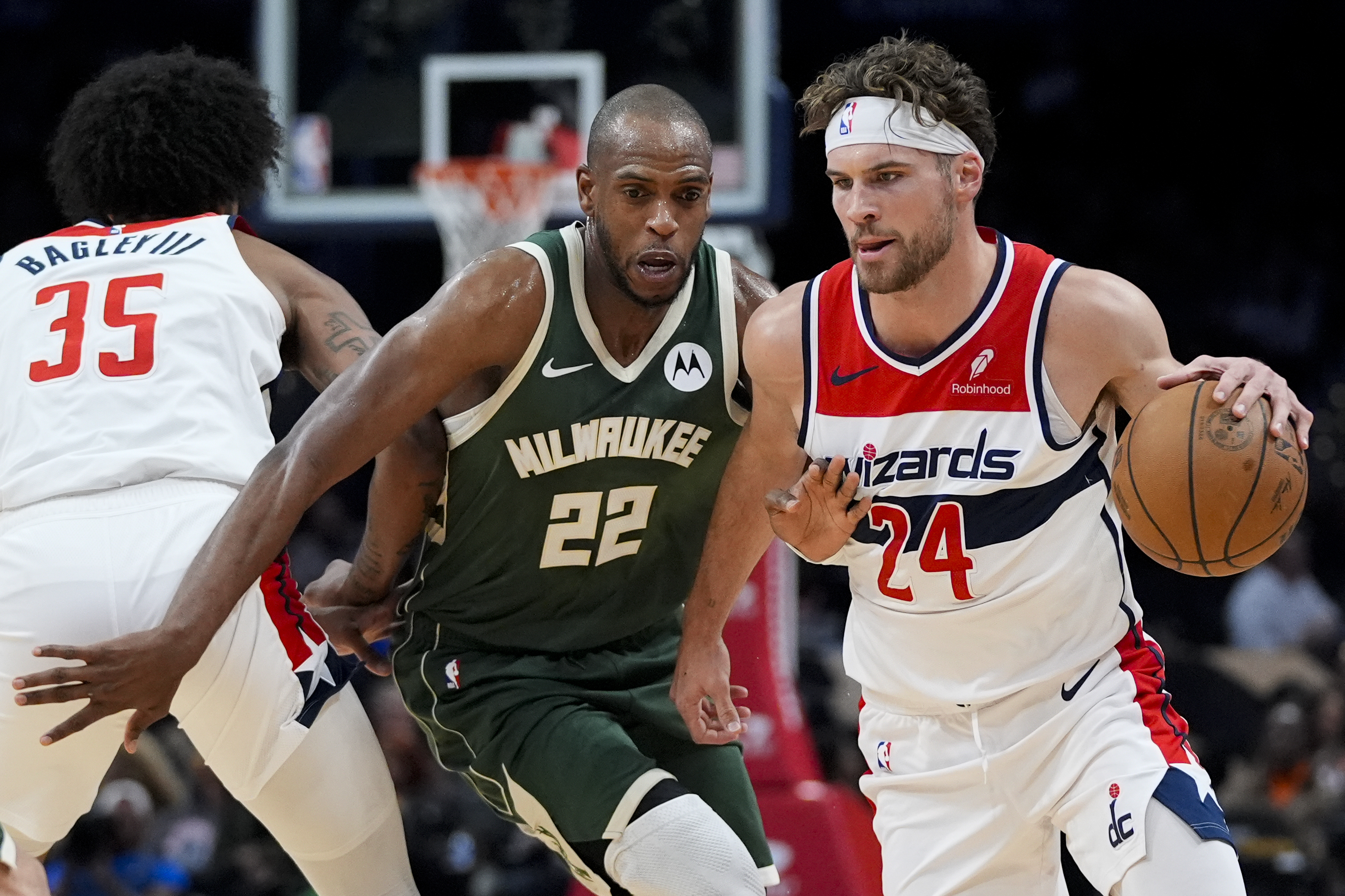 Corey Kispert
Khris Middleton