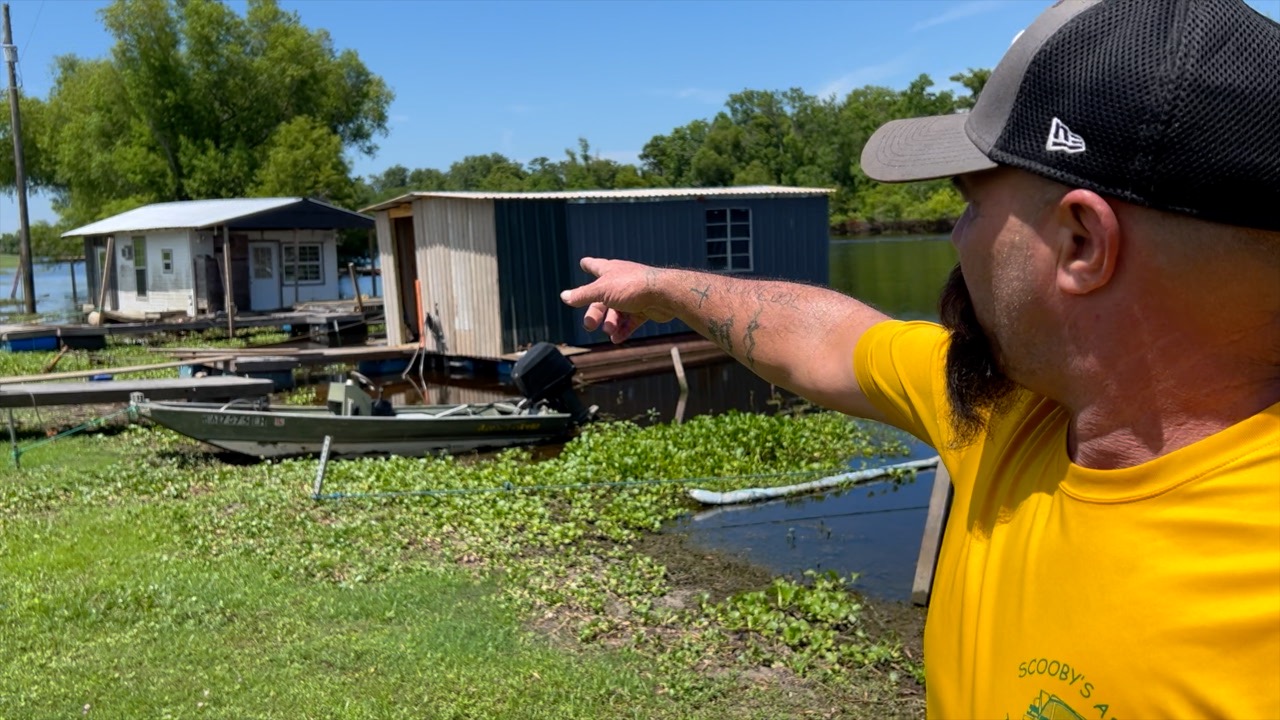 THUMB BOAT.jpg