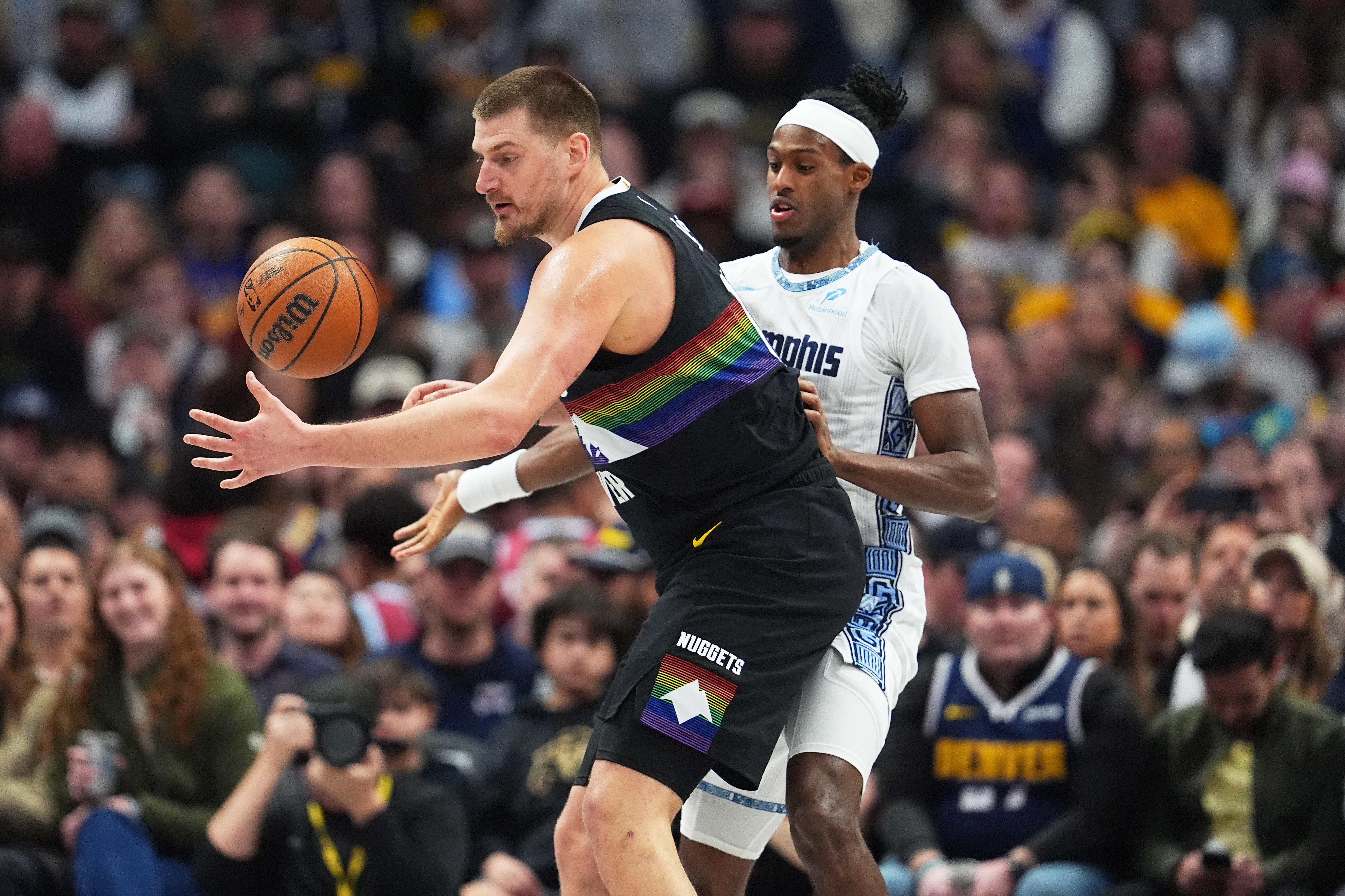 nikola jokic, Olivier-Maxence Prosper