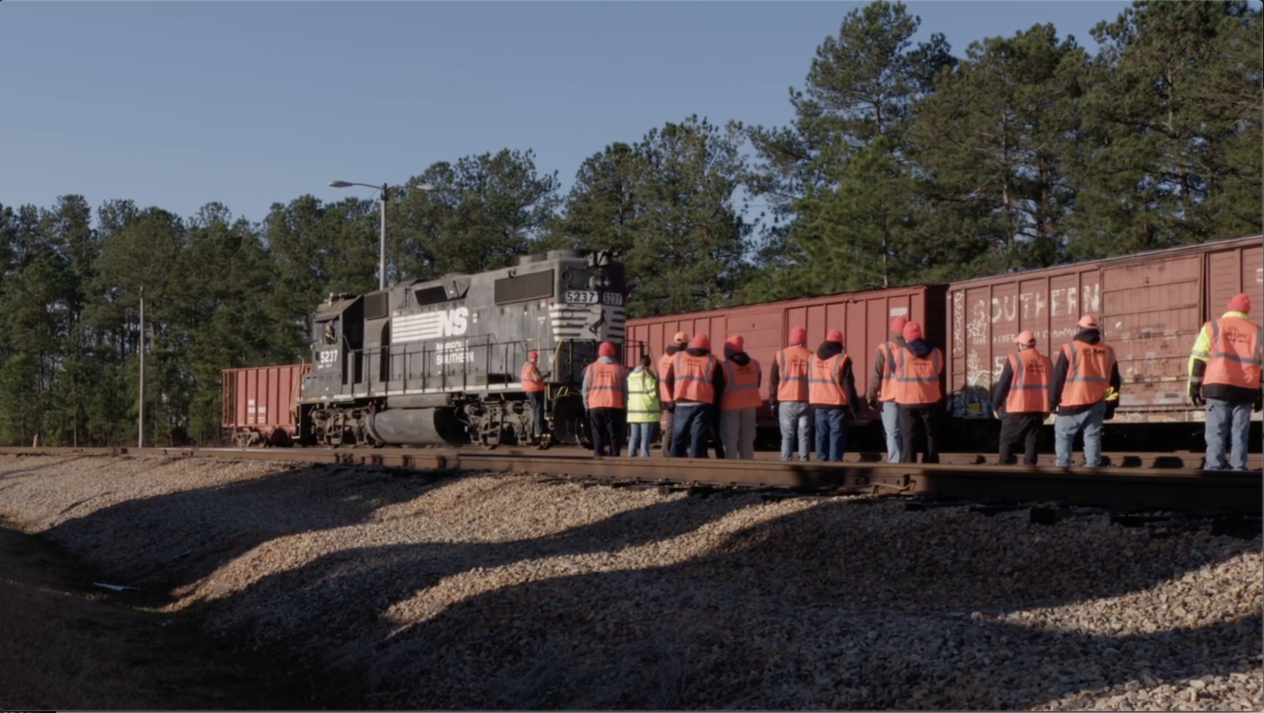 Norfolk Southern Recruiting Conductors In Buffalo With 5 000 Bonus