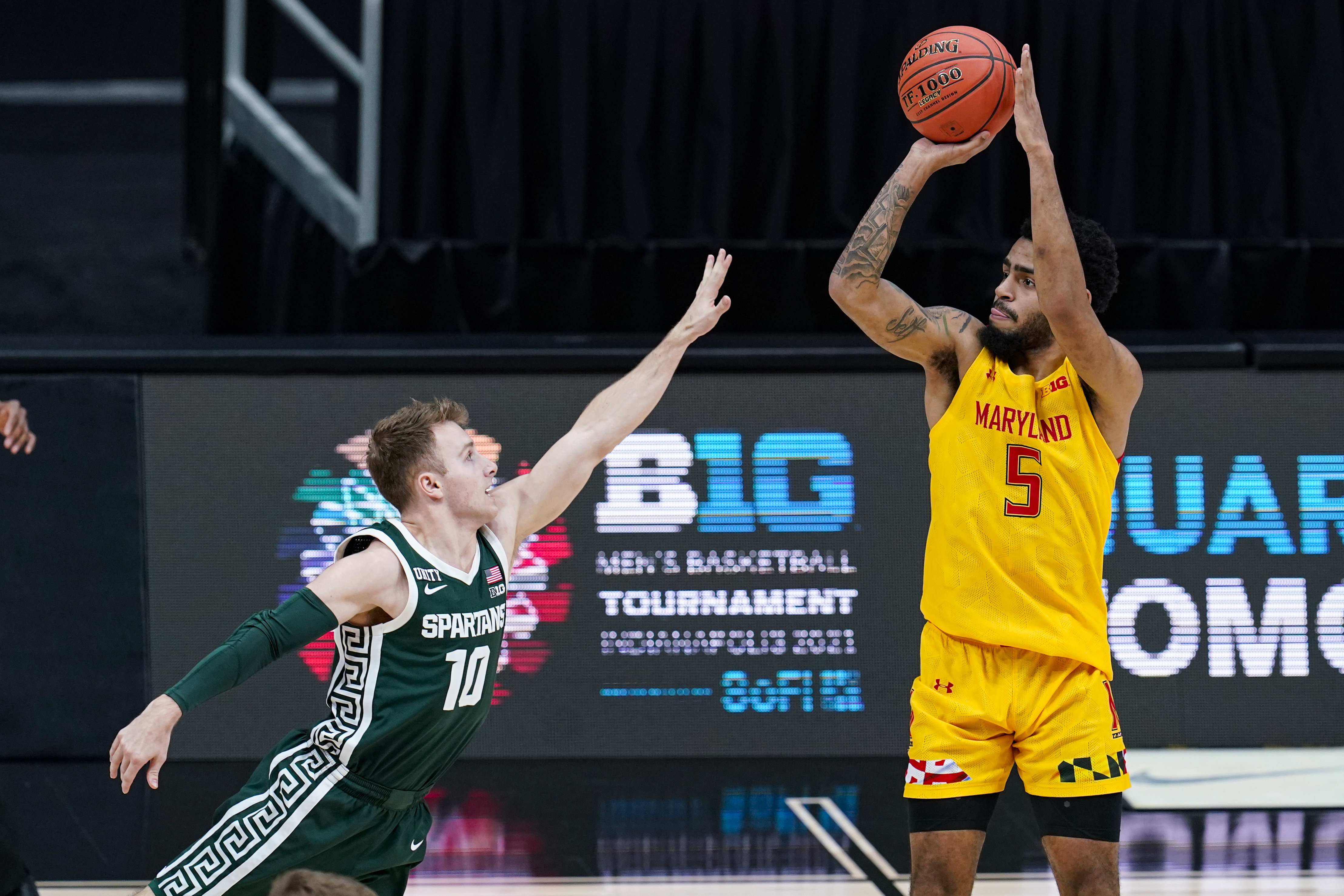 Eric Ayala, Jack Hoiberg