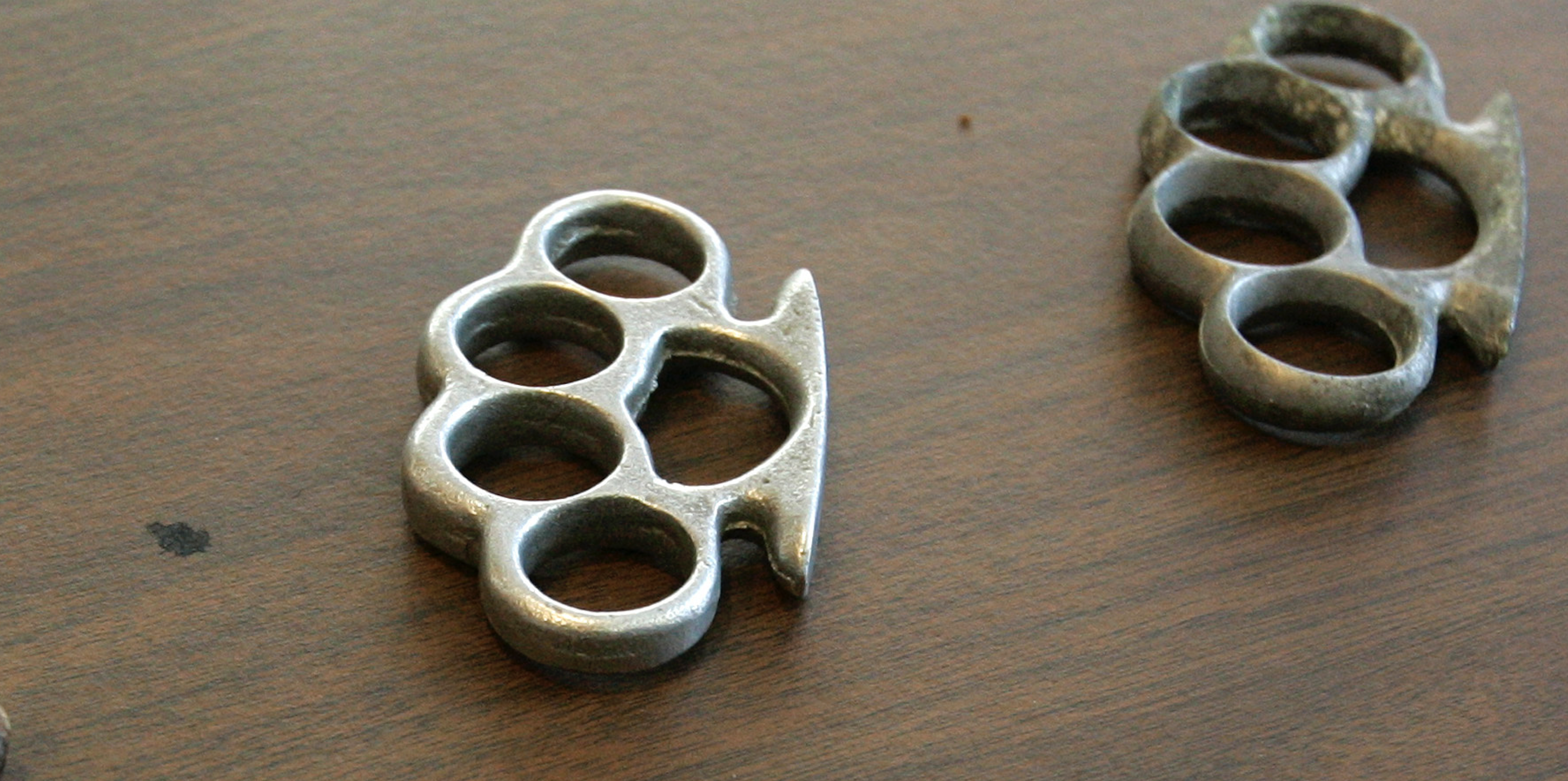brass knuckles